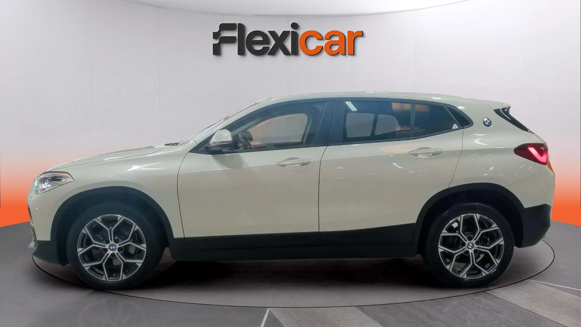 BMW X2 sDrive18i - foto 4
