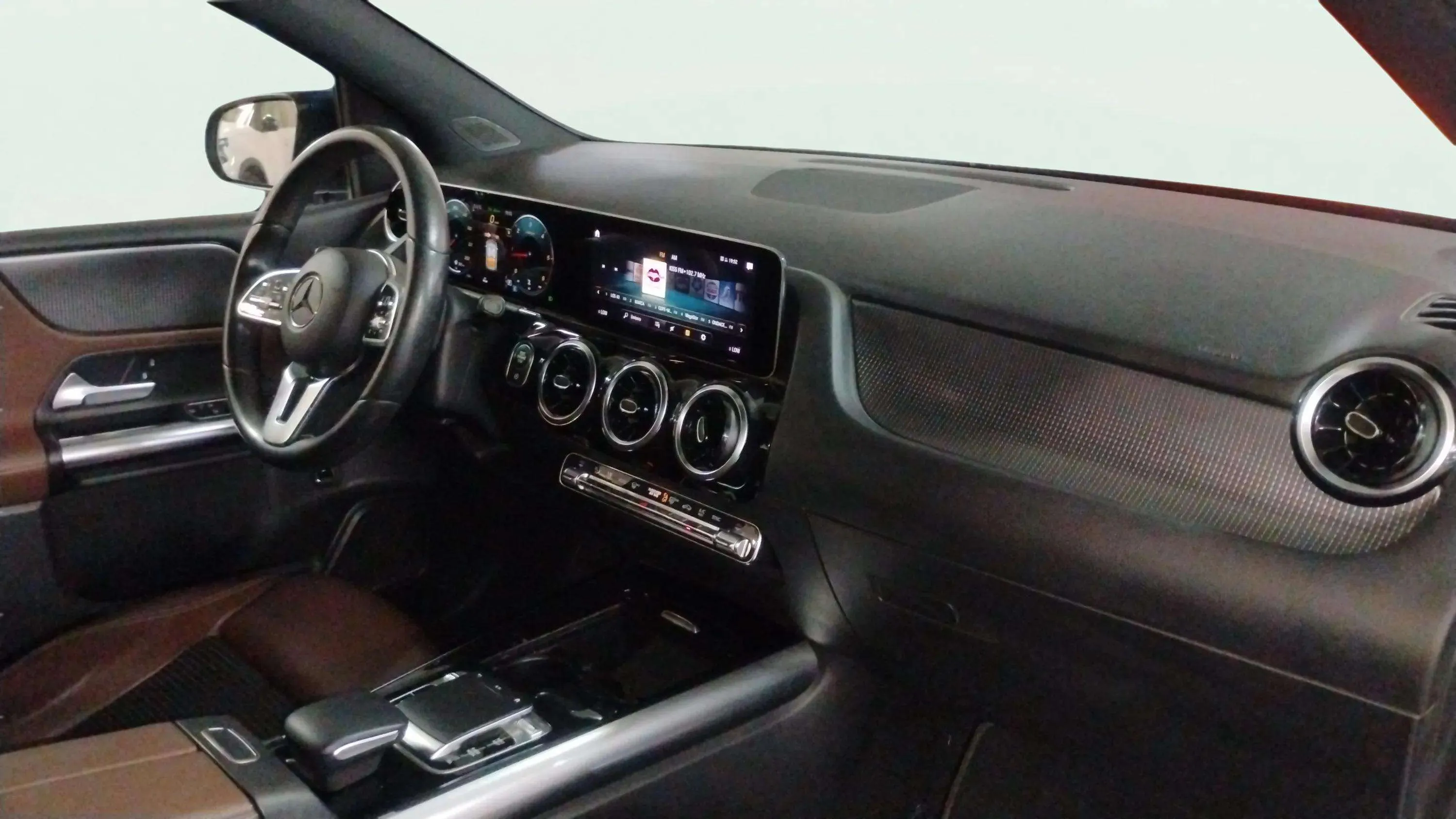Mercedes-Benz Clase B B 200 d - foto 9