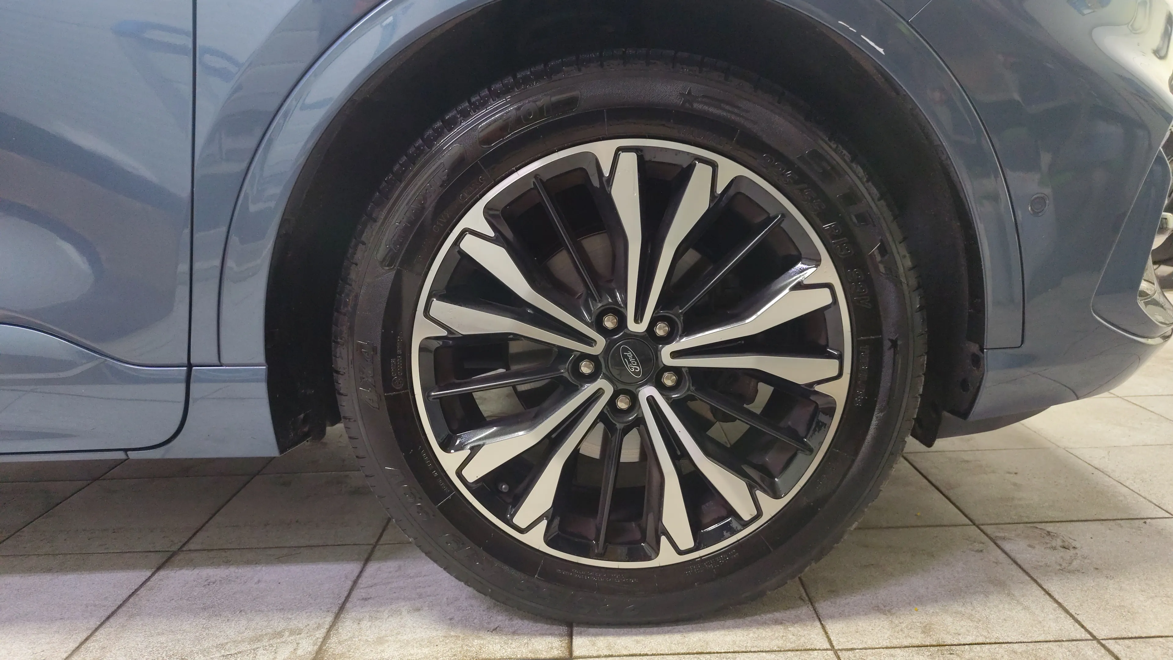 Ford Kuga ST-Line 1.5T EcoBoost - foto 24