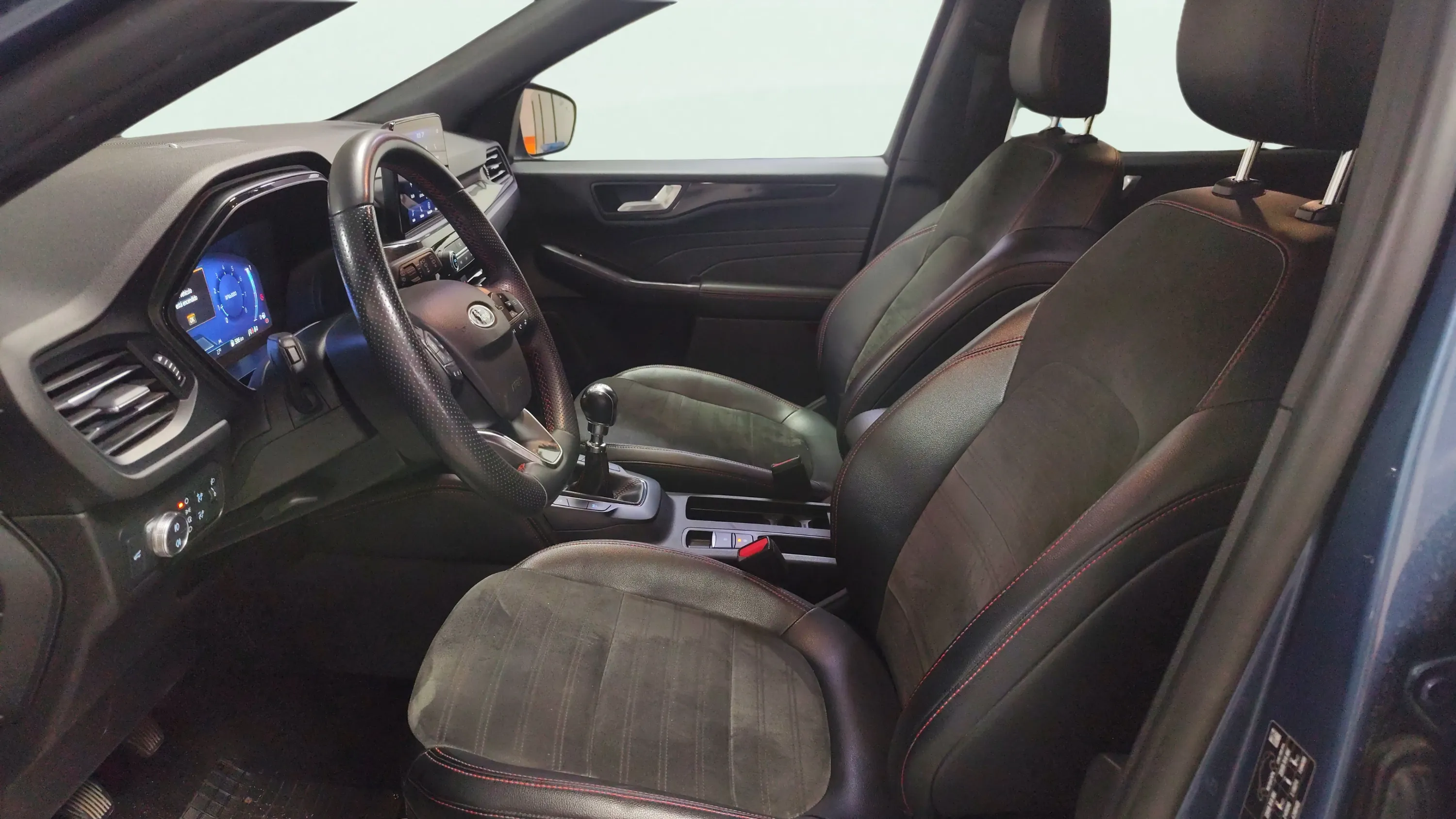 Ford Kuga ST-Line 1.5T EcoBoost - foto 20