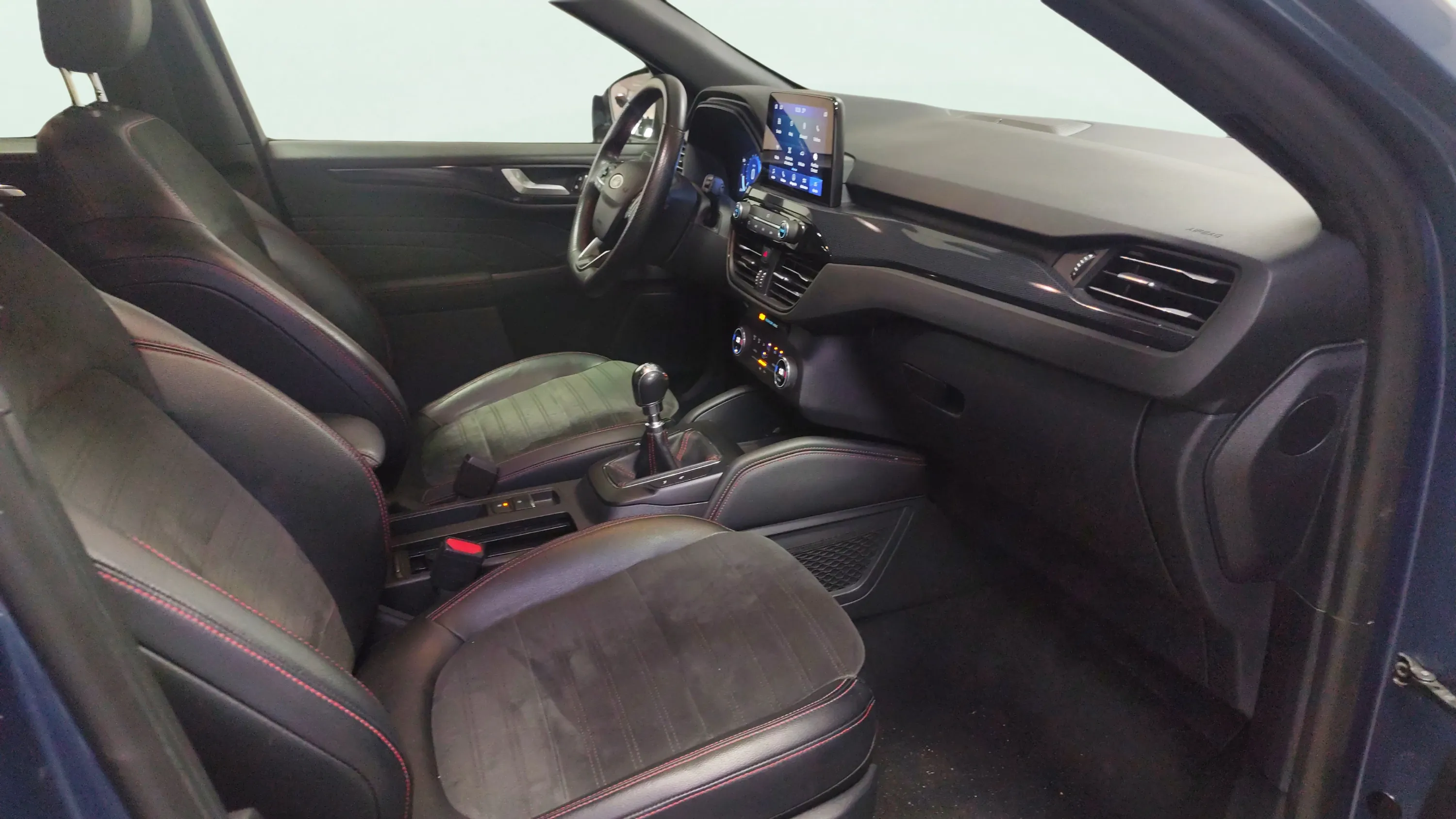 Ford Kuga ST-Line 1.5T EcoBoost - foto 21