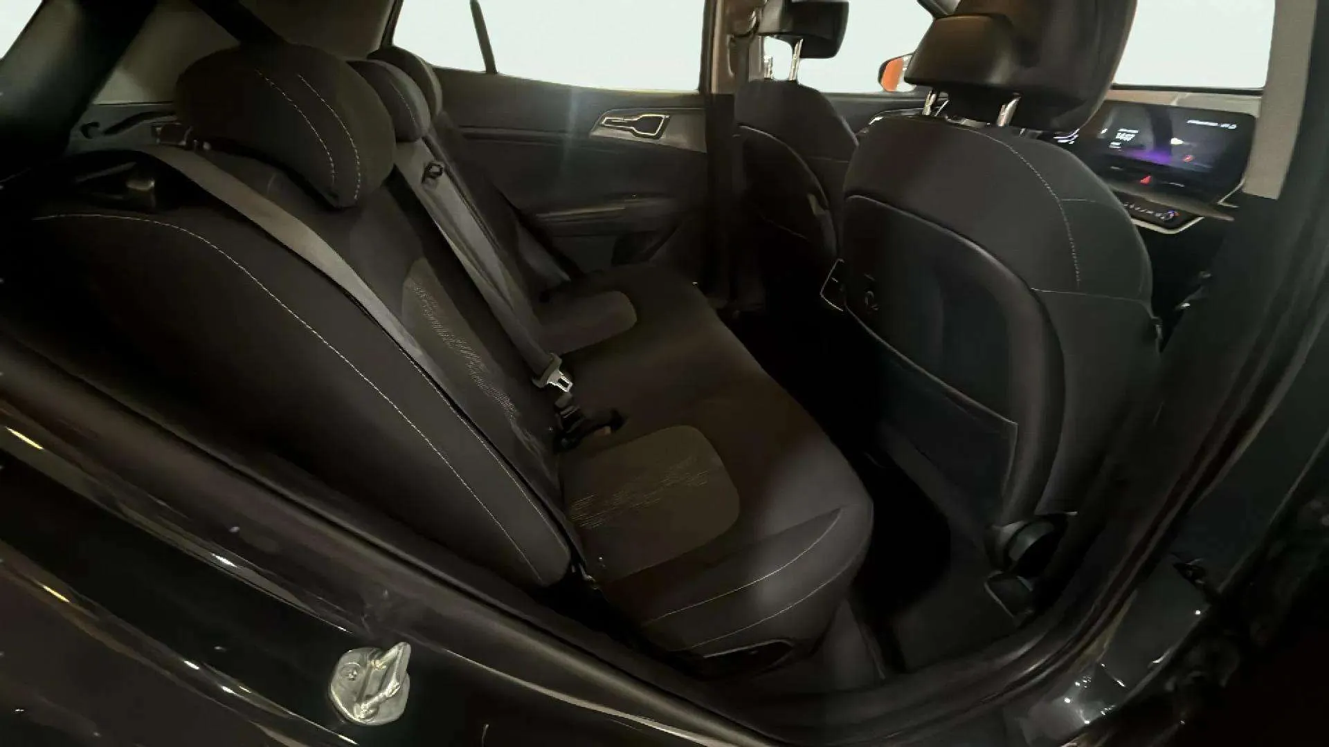 Kia Sportage 1.6 T-GDi Concept 4x2 - foto 14