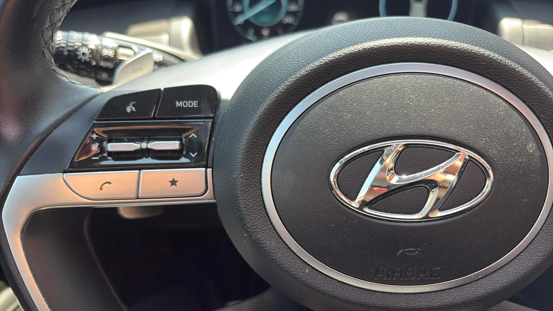 Hyundai Tucson 1.6 T-GDi 48V Tecno DCT - foto 10