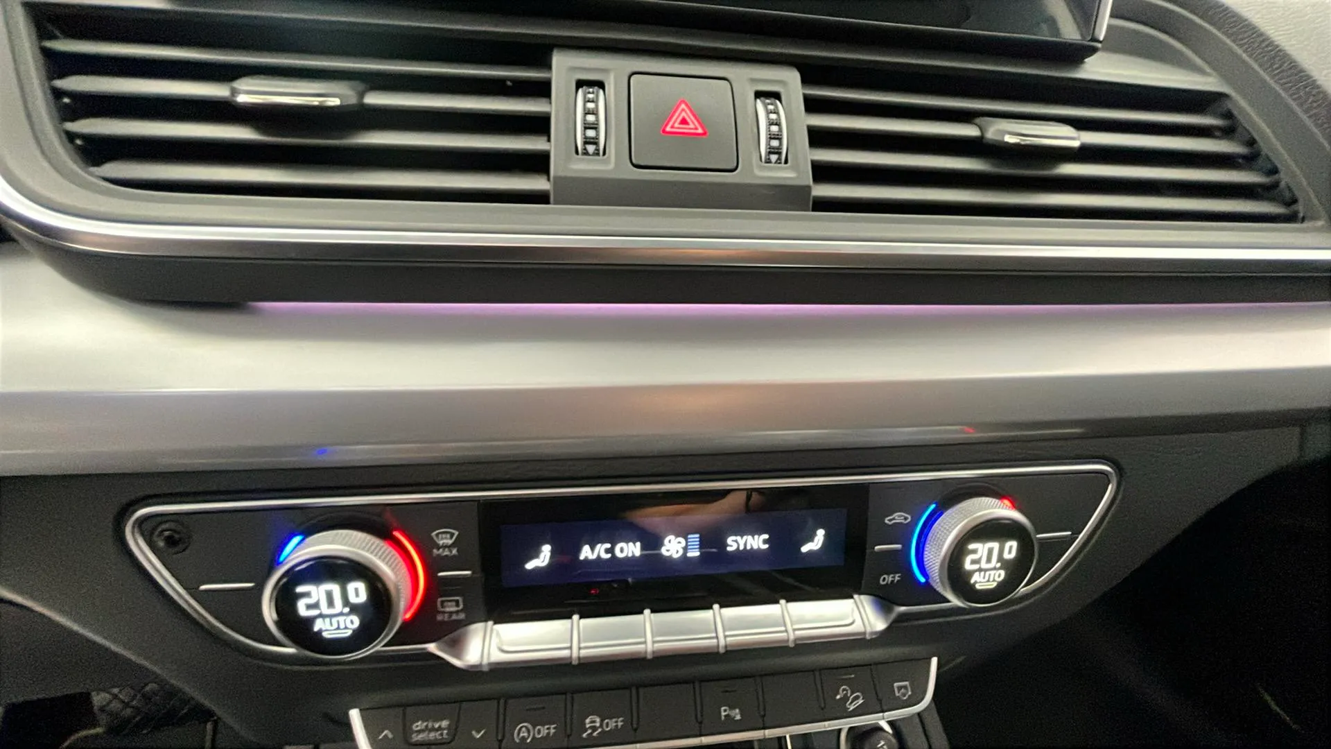 Audi Q5 40 TDI quattro-ultra - foto 27
