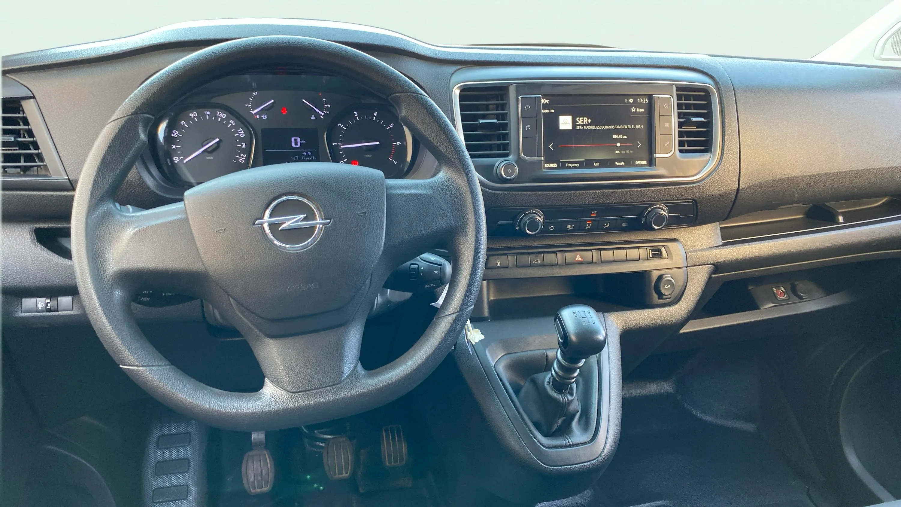 Opel Vivaro 1.5 BlueHDi M Std - foto 14
