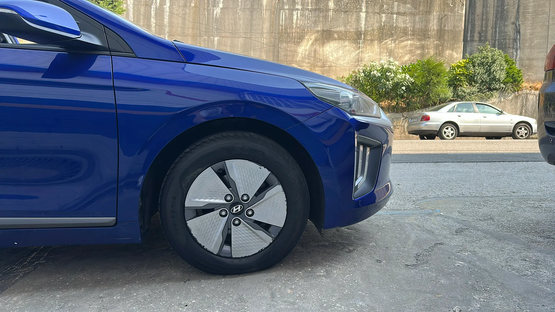 Hyundai Ioniq 1.6 GDI HEV Klass DCT - foto 24