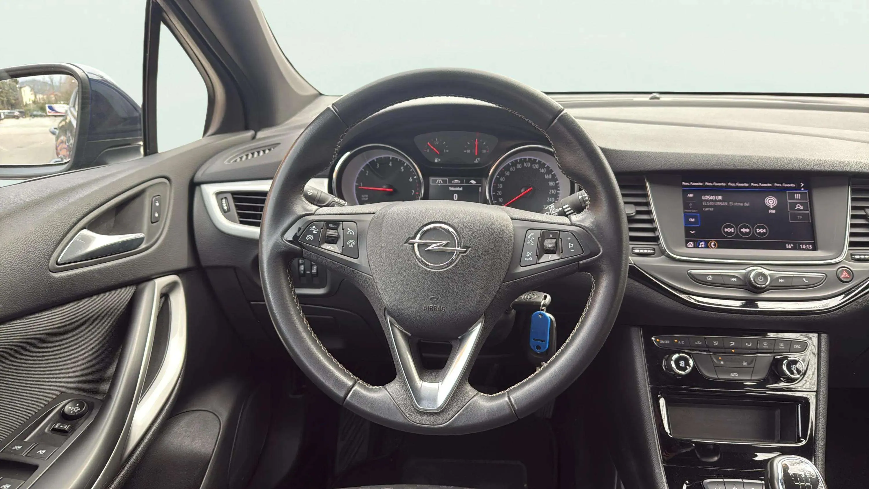 Opel Astra 1.2T SHT Business Elegance - foto 13