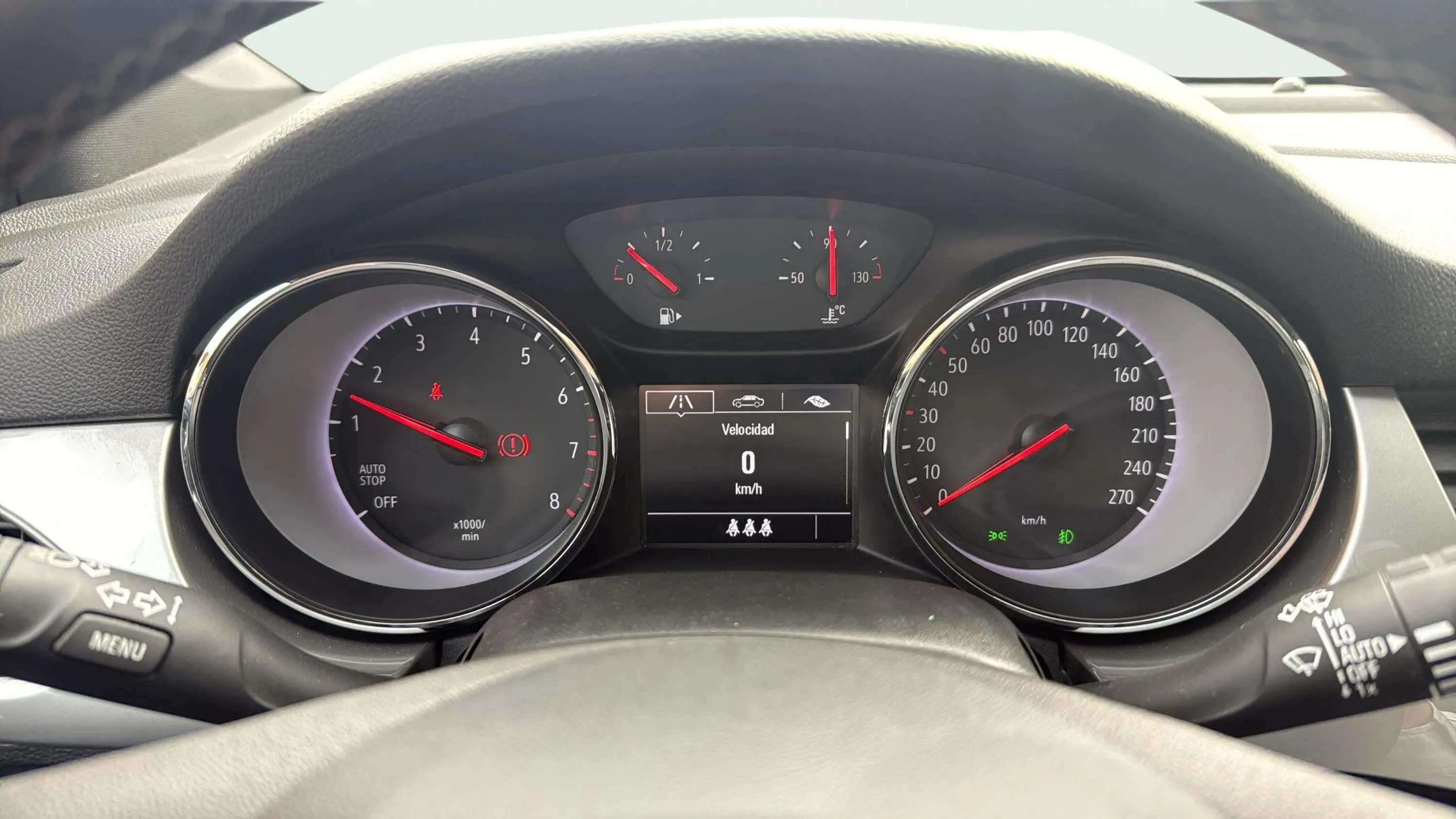 Opel Astra 1.2T SHT Business Elegance - foto 12