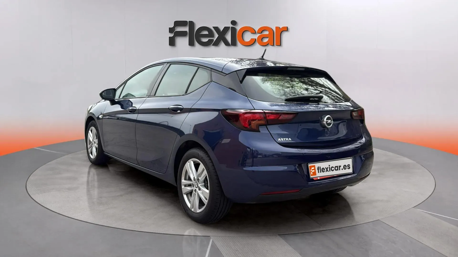 Opel Astra 1.2T SHT Business Elegance - foto 5