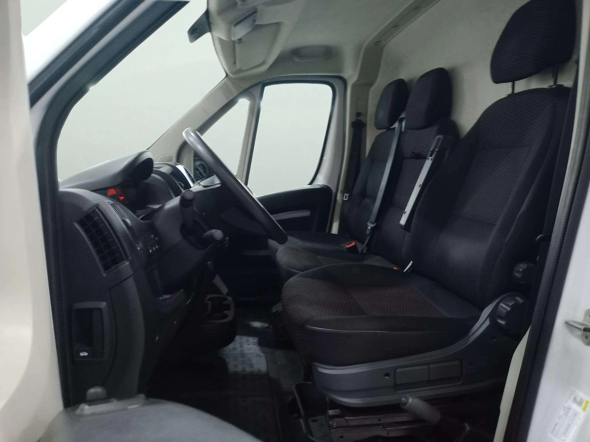 Peugeot Boxer 3.5 L3 H2 Bhdi - foto 17