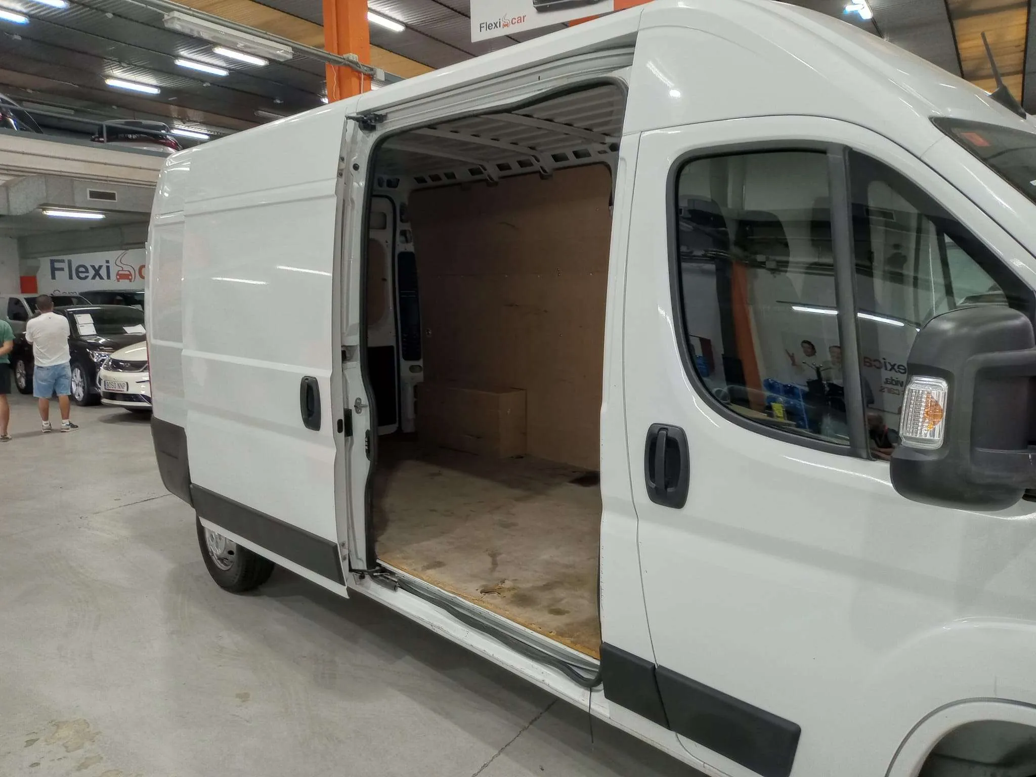 Peugeot Boxer 3.5 L3 H2 Bhdi - foto 12