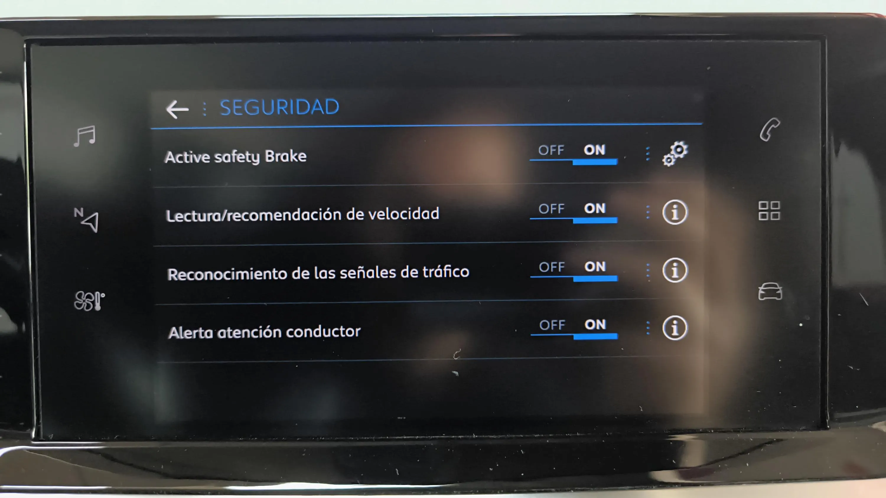 Peugeot 208 PureTech EAT8 Allure - foto 39