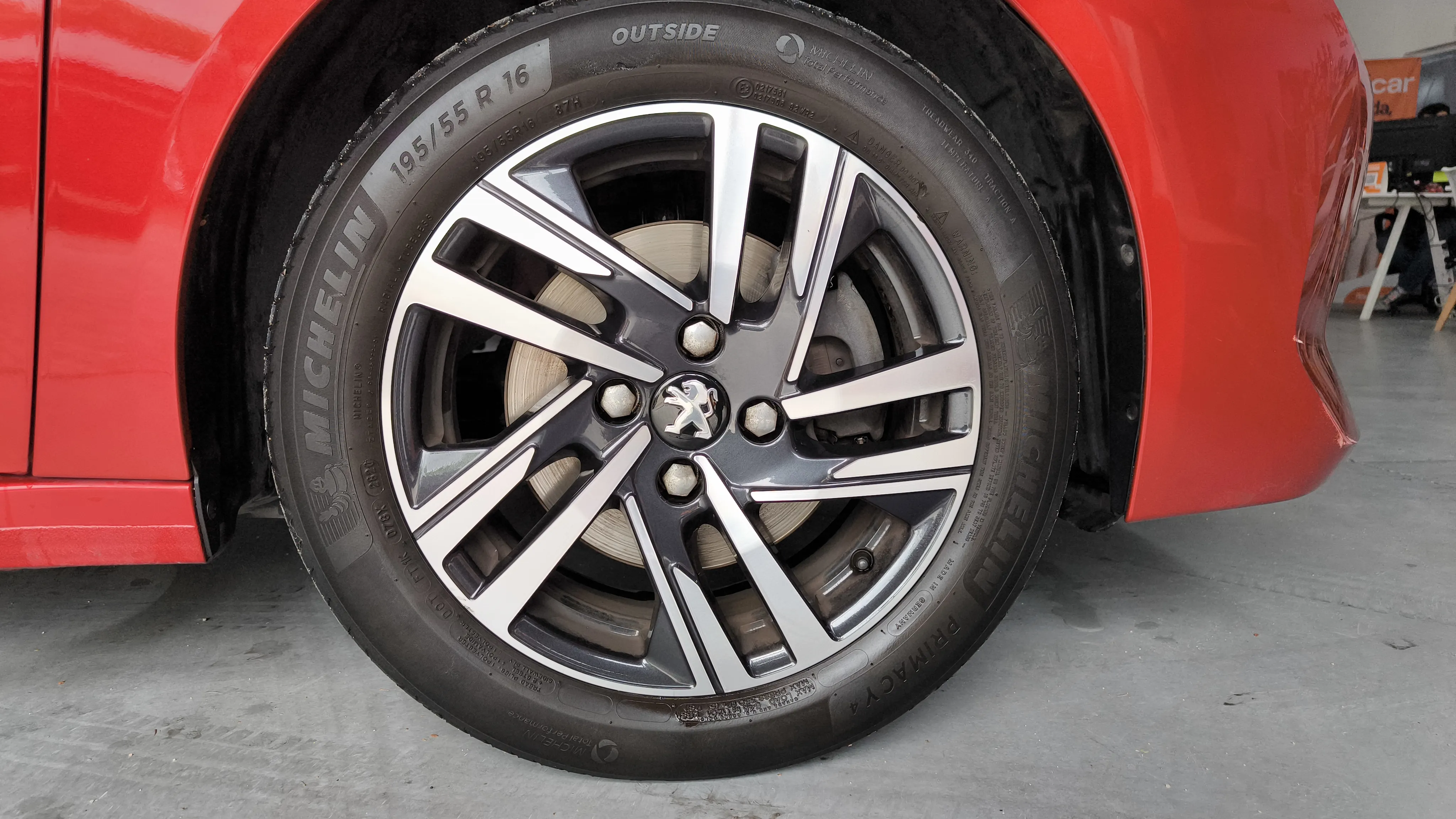 Peugeot 208 PureTech EAT8 Allure - foto 6