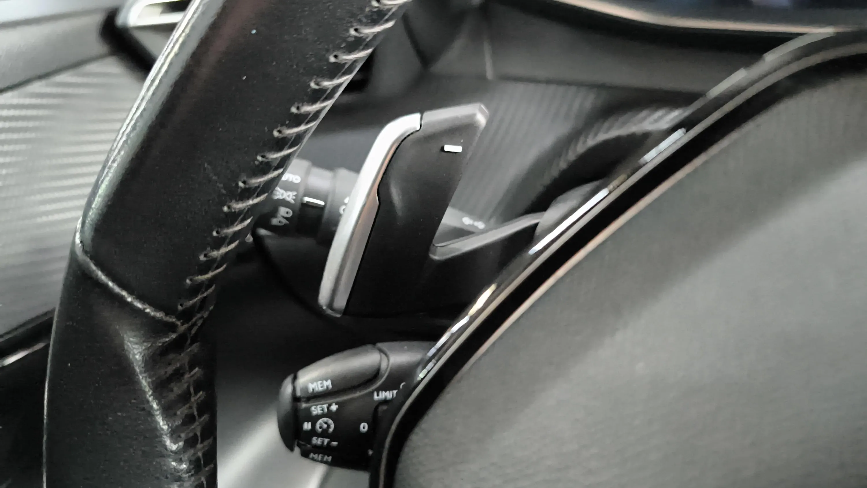 Peugeot 208 PureTech EAT8 Allure - foto 16