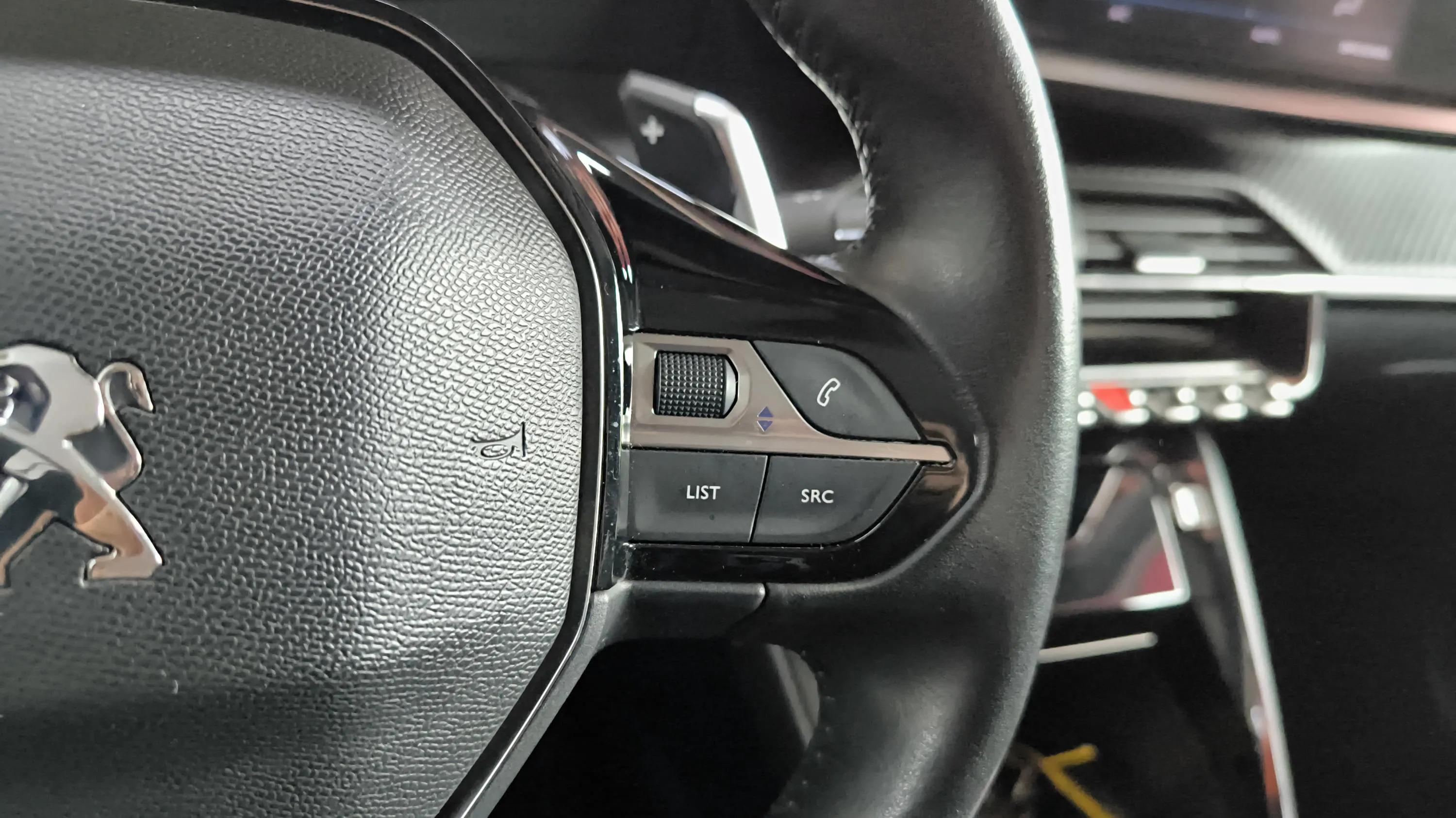 Peugeot 208 PureTech EAT8 Allure - foto 15