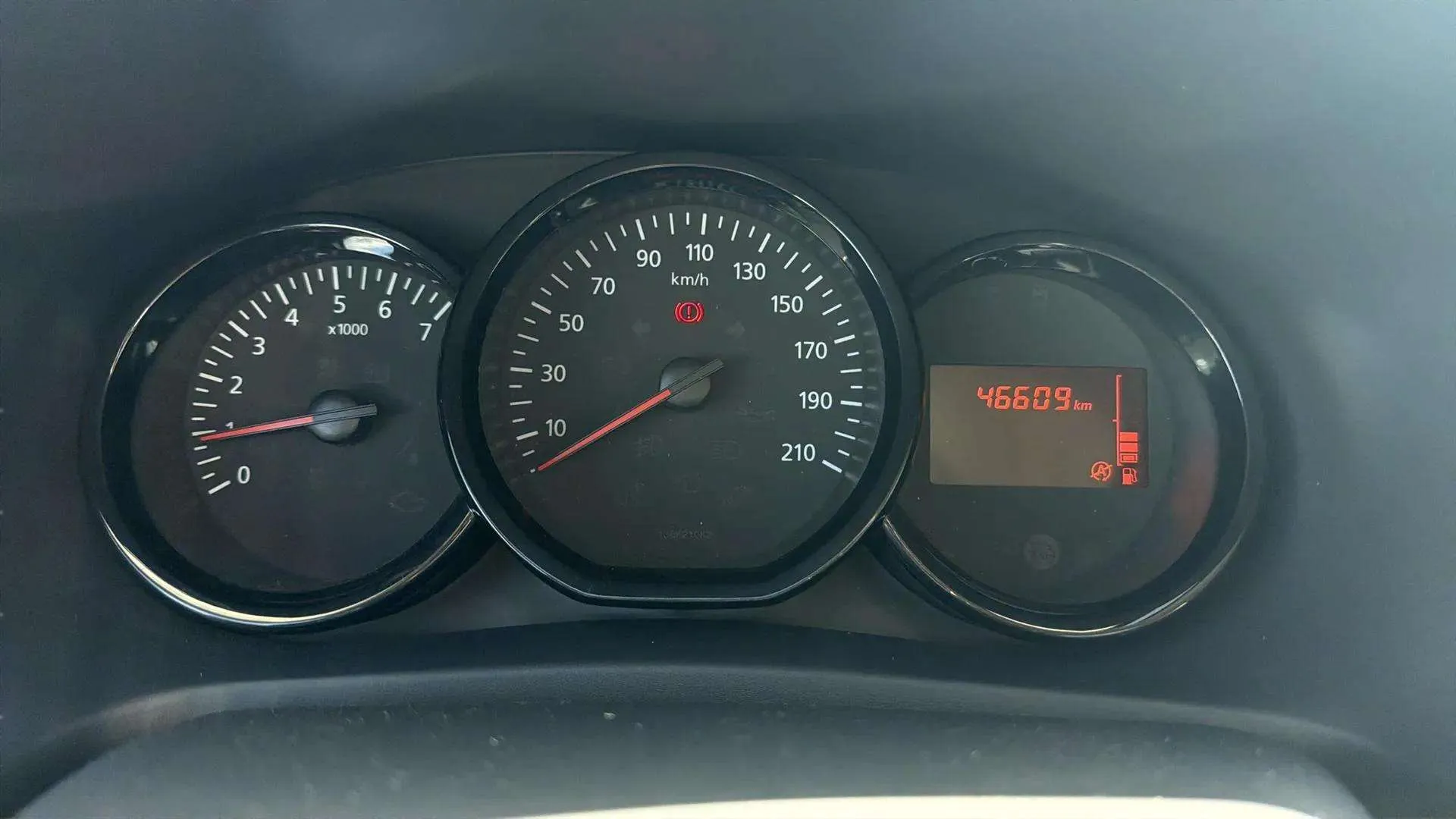 Dacia Sandero Access 1.0 18 - foto 9