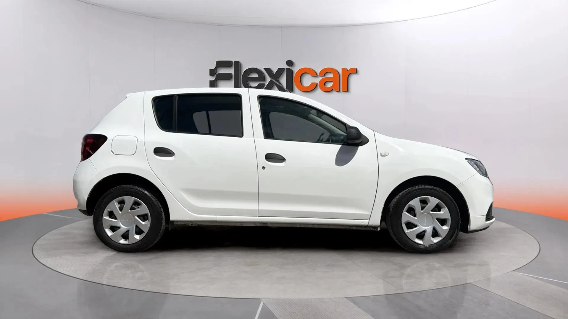 Dacia Sandero Access 1.0 18 - foto 3