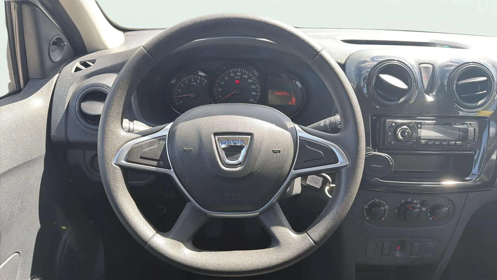 Dacia Sandero Access 1.0 18 - foto 8