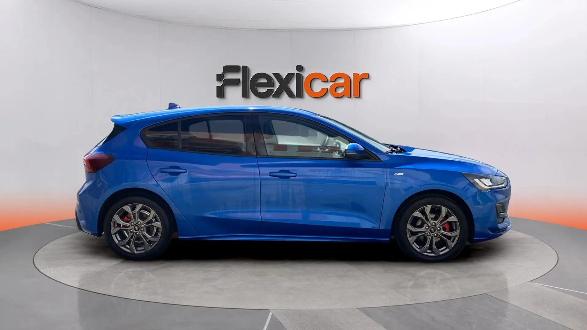 Ford Focus 1.0 EcoBoost MHEV ST-Line - foto 8