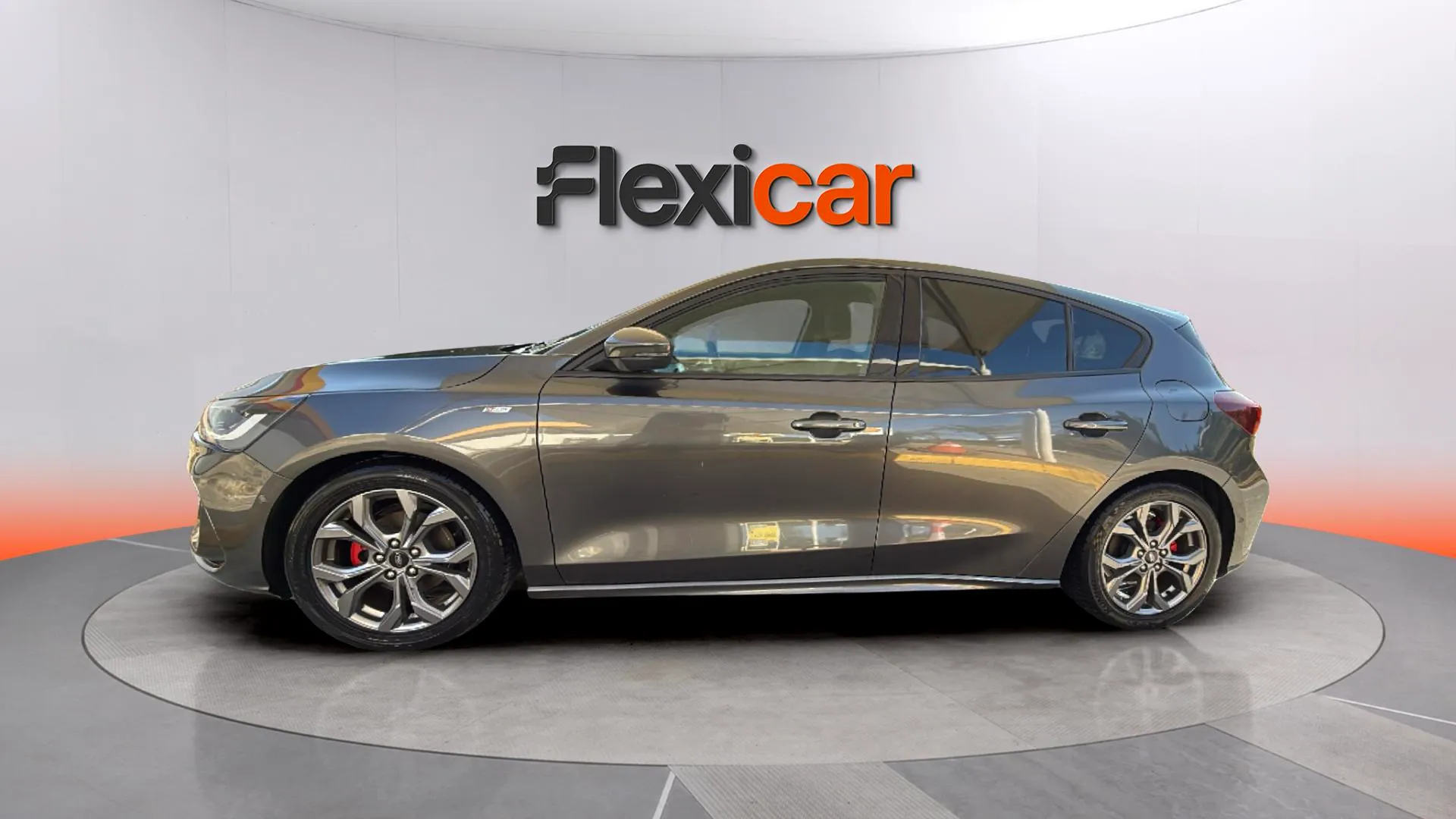 Ford Focus 1.0 EcoBoost MHEV ST-Line - foto 4
