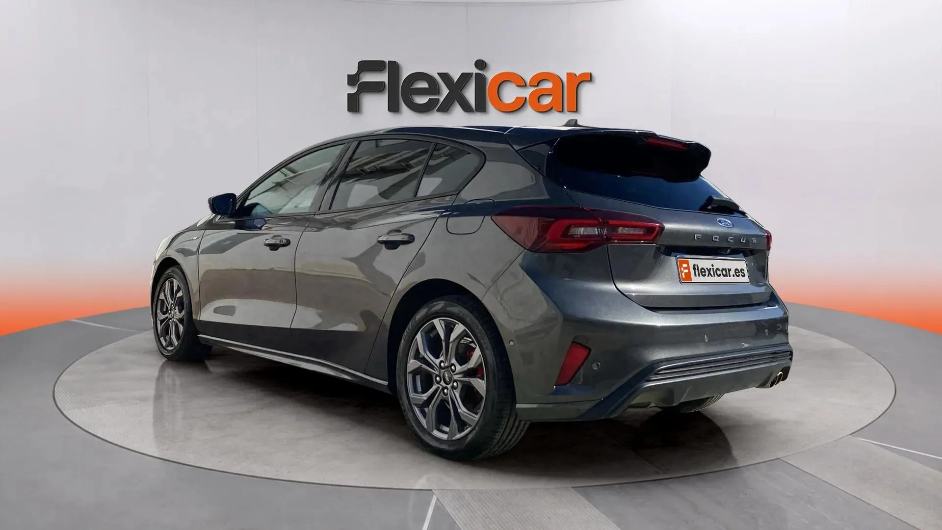 Ford Focus 1.0 EcoBoost MHEV ST-Line Design SIP - foto 6