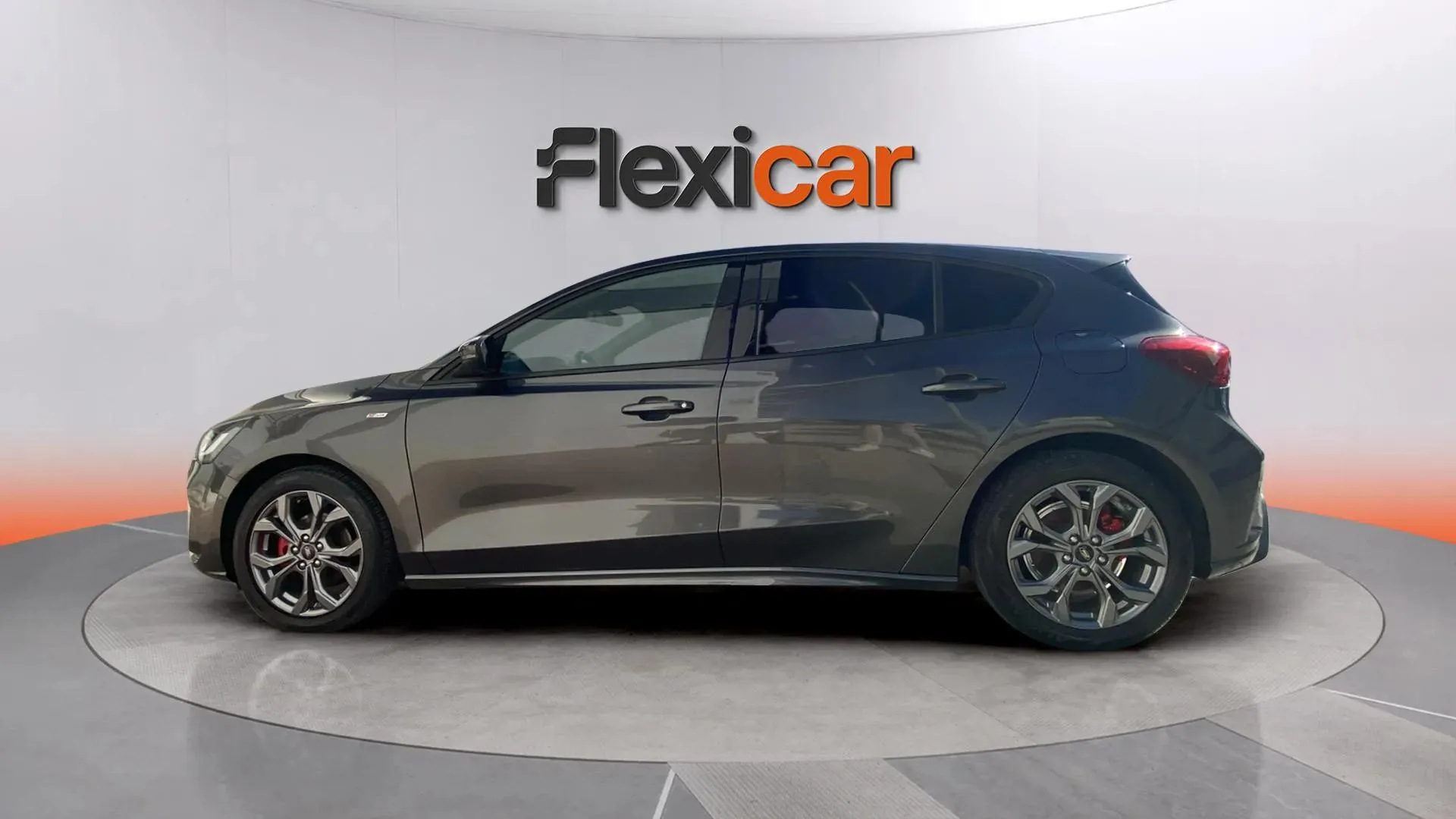 Ford Focus 1.0 EcoBoost MHEV ST-Line Design SIP - foto 4