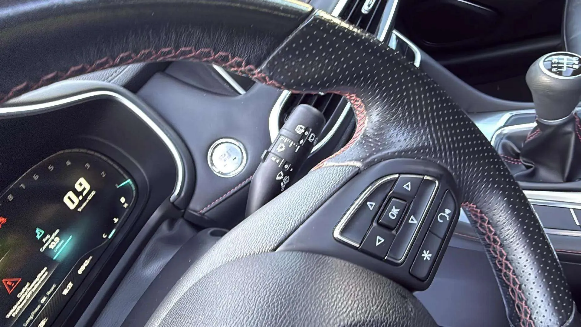 MG HS 1.5 Turbo GDI Luxury - foto 17