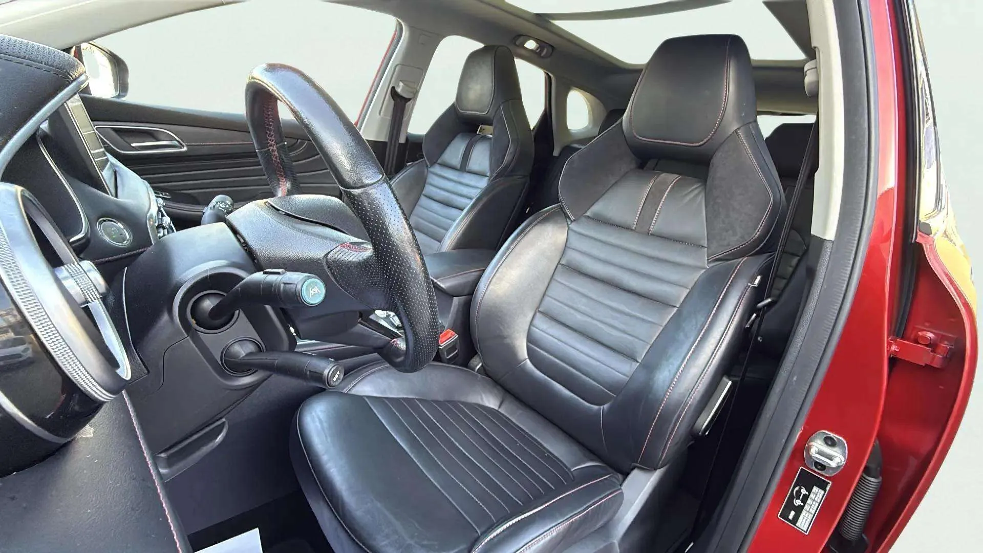 MG HS 1.5 Turbo GDI Luxury - foto 22