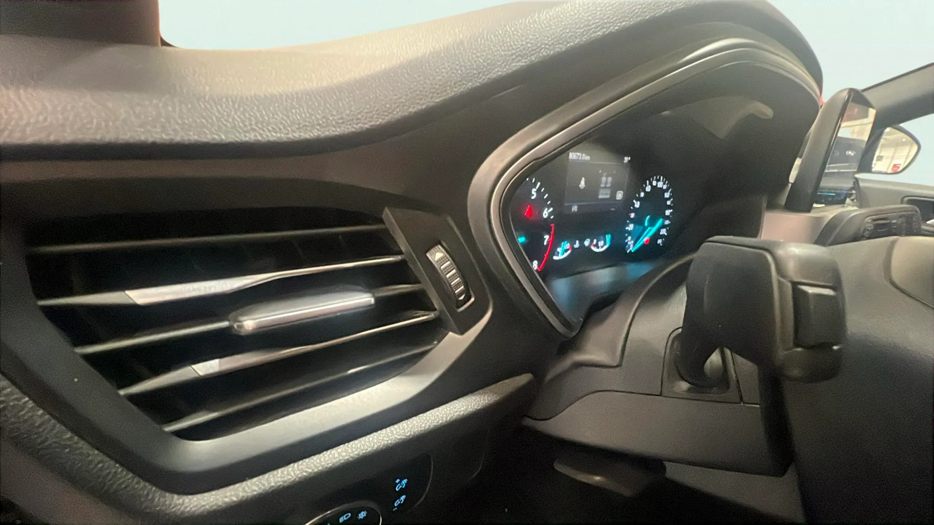 Ford Focus 1.0 Ecob. MHEV ST-Line Design SIP - foto 14