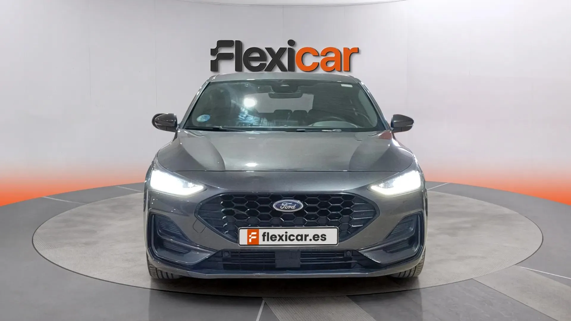 Ford Focus 1.0 EcoBoost MHEV ST-Line - foto 2