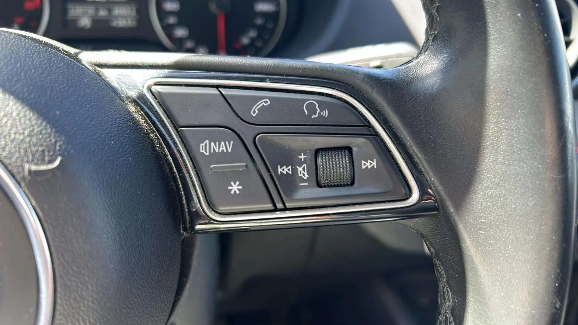Audi Q2 30 TFSI - foto 27
