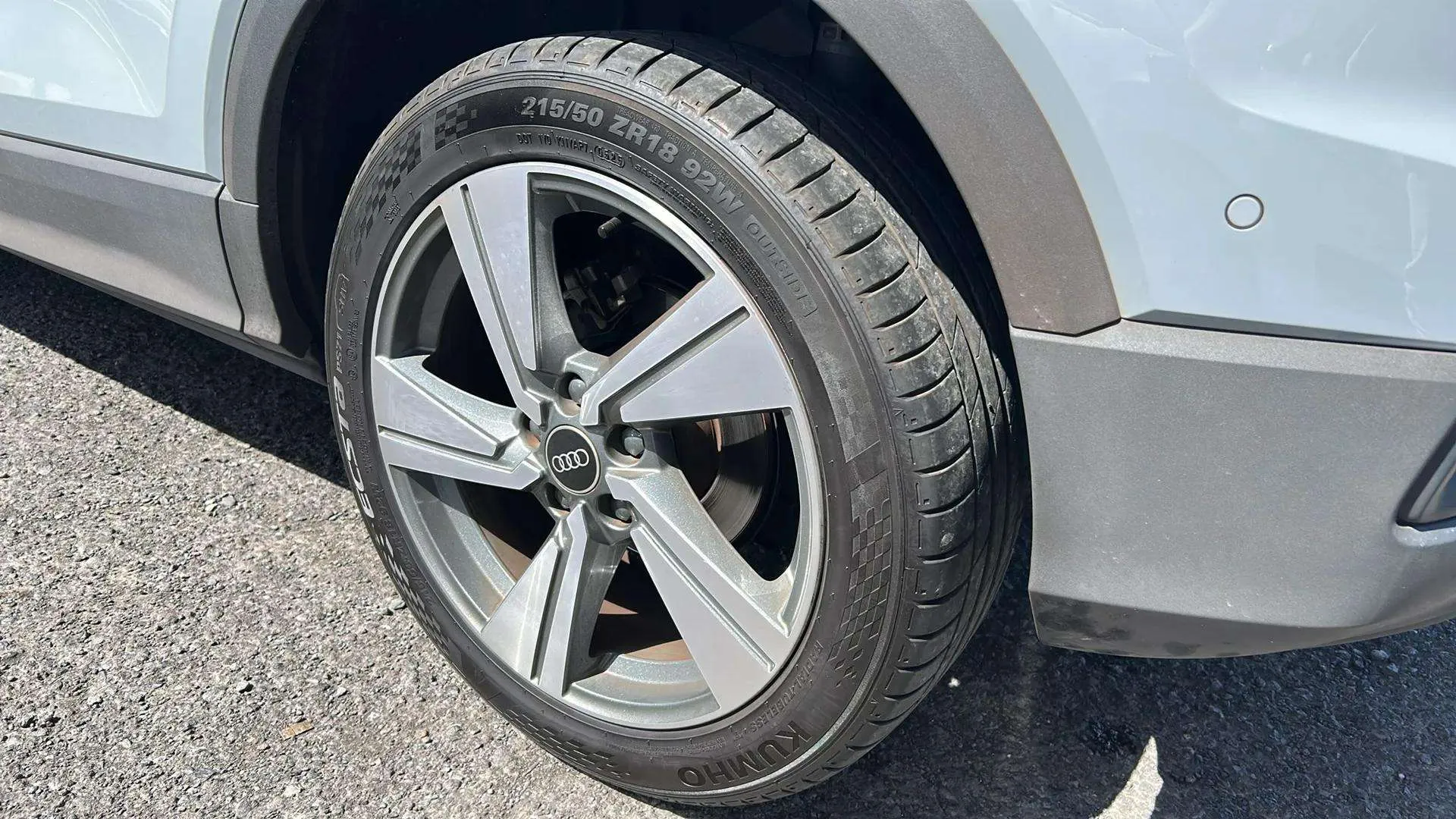 Audi Q2 30 TFSI - foto 14