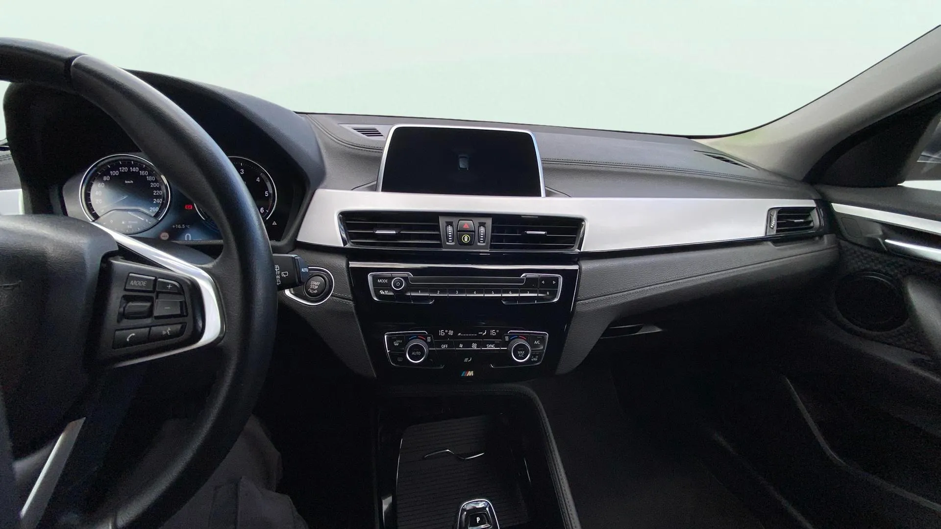 BMW X2 sDrive18d - foto 12