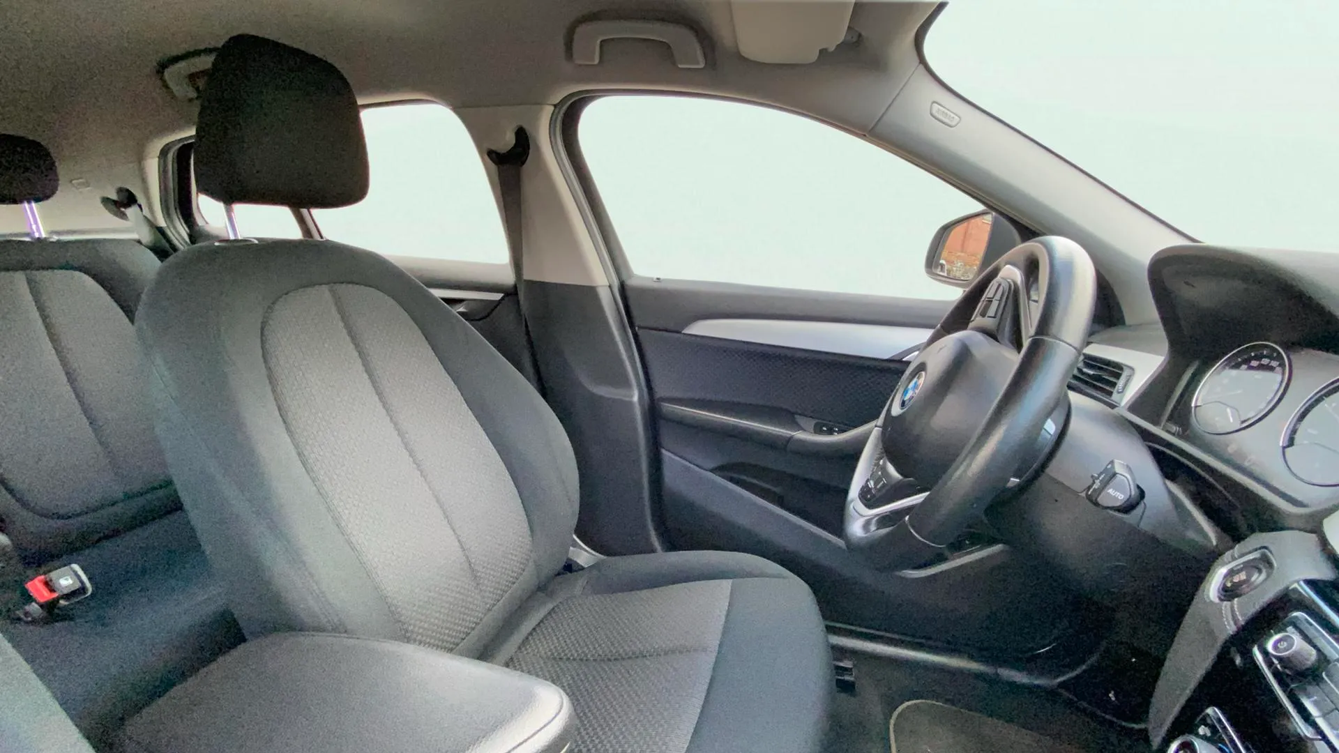 BMW X2 sDrive18d - foto 16