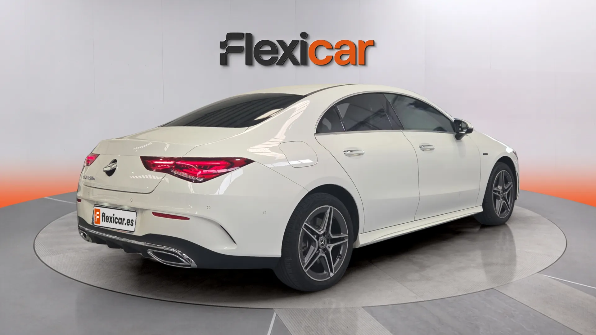 Mercedes-Benz CLA 250 e - foto 7