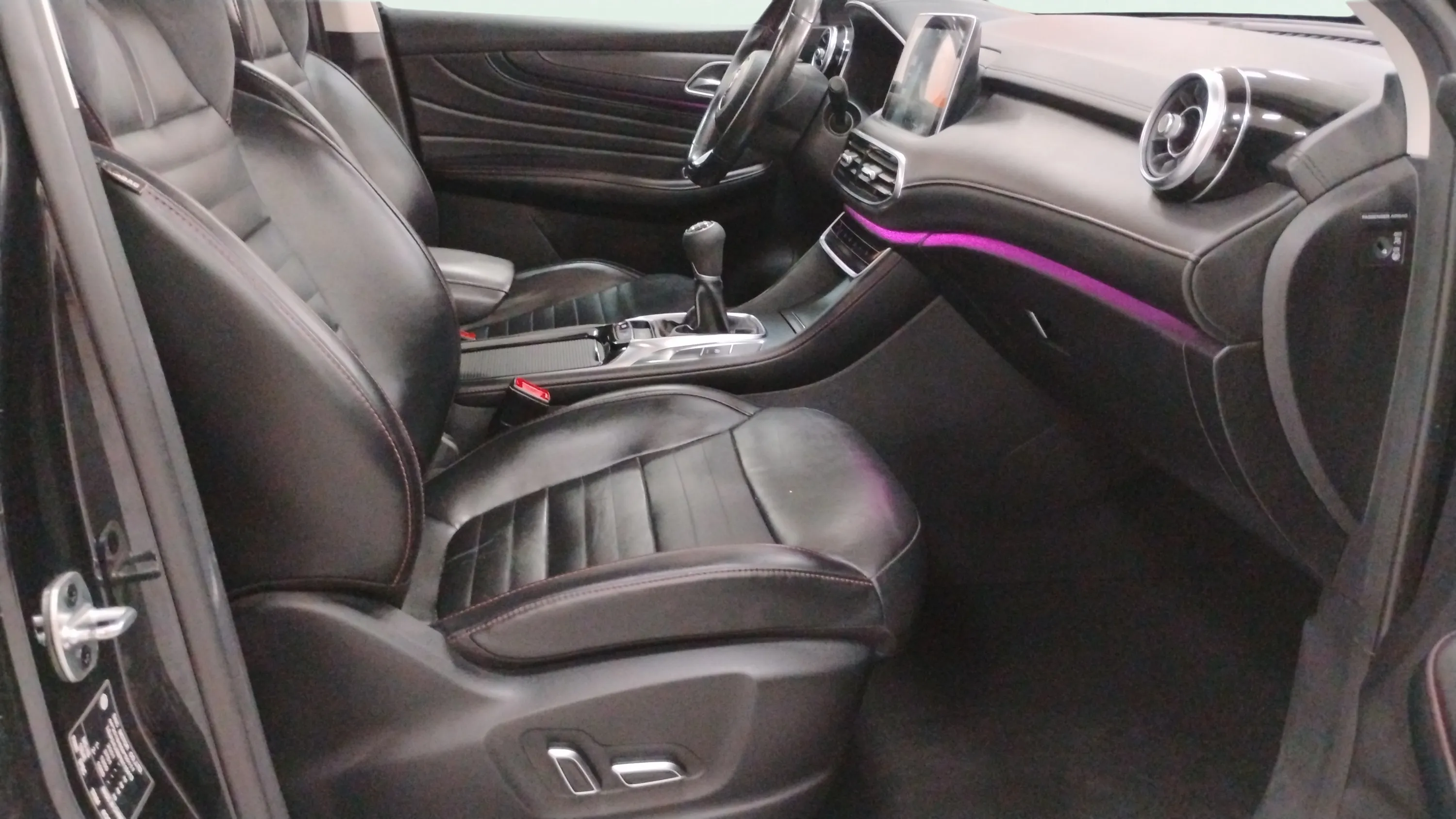 MG HS 1.5 Turbo GDI Luxury - foto 13