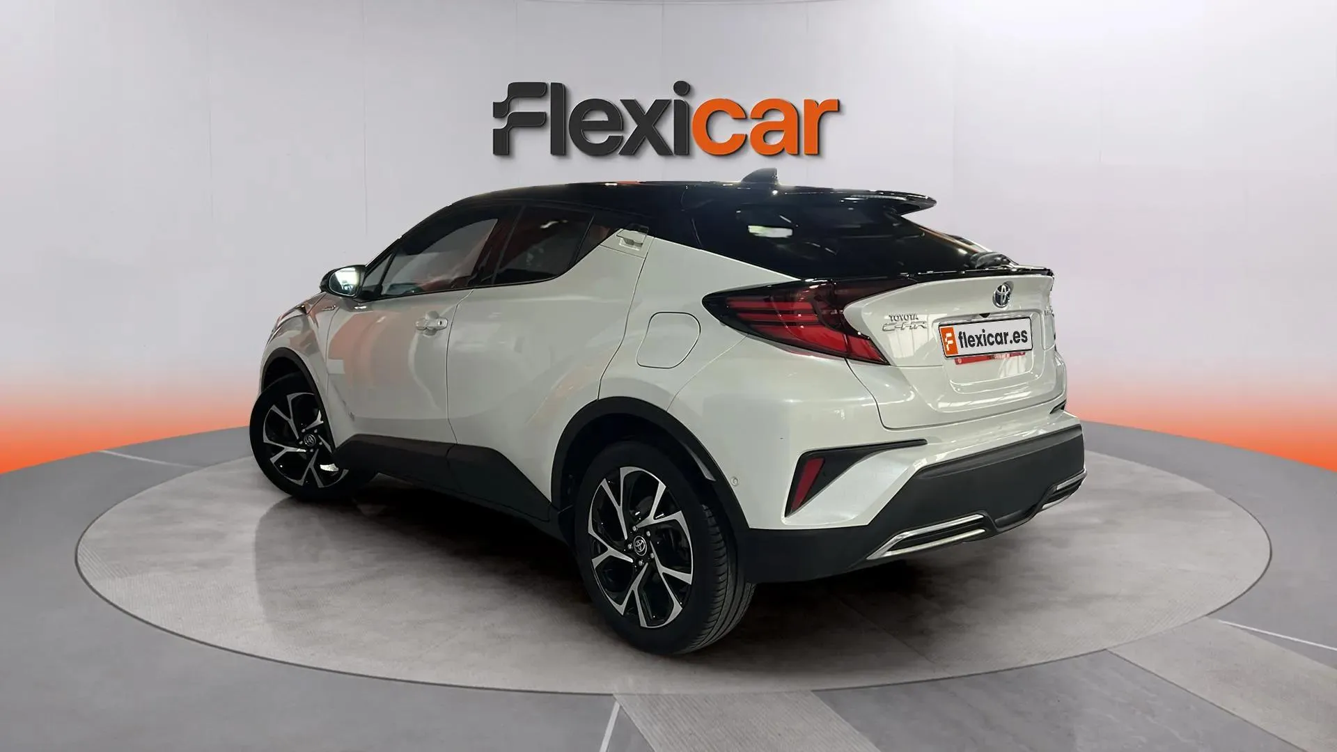 Toyota C-HR 2.0 180H Advance - foto 7