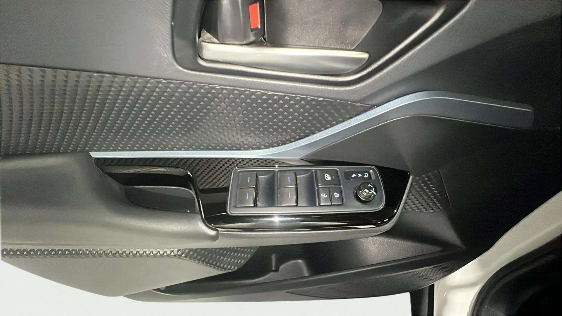 Toyota C-HR 2.0 180H Advance - foto 20