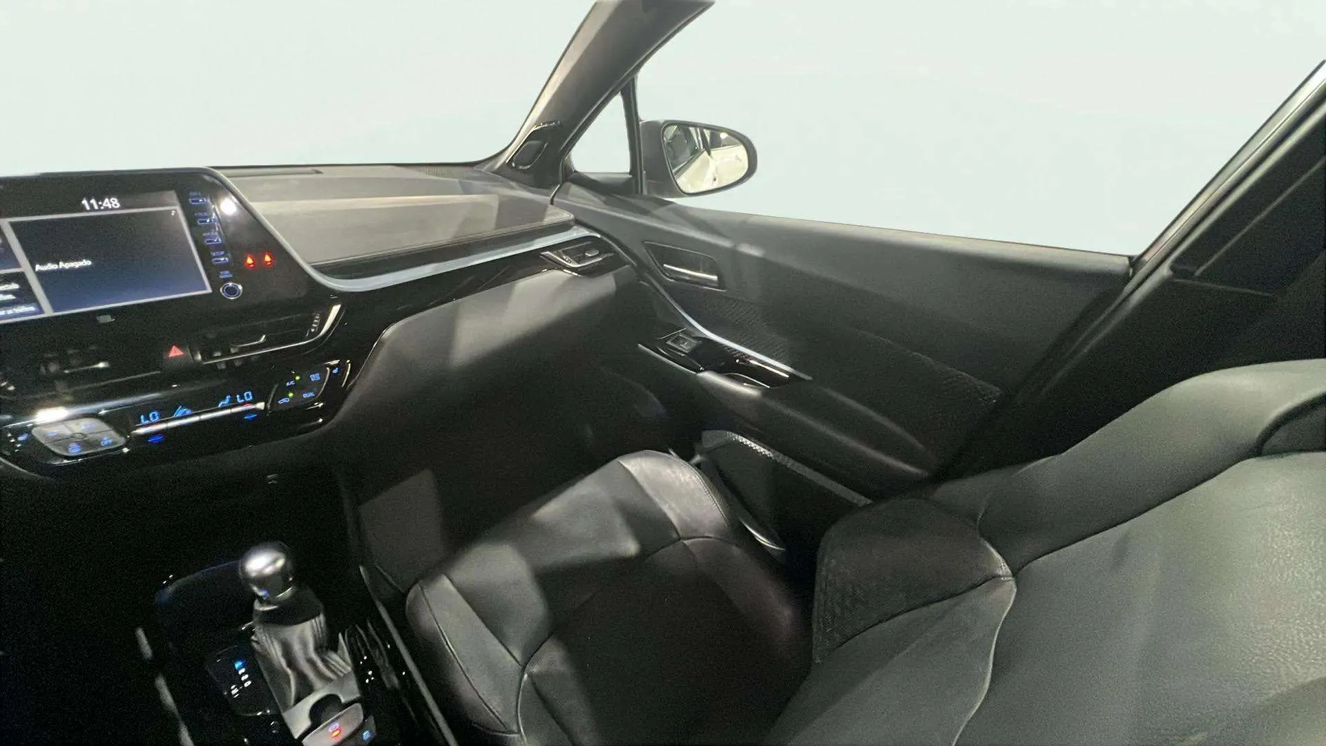 Toyota C-HR 2.0 180H Advance - foto 23