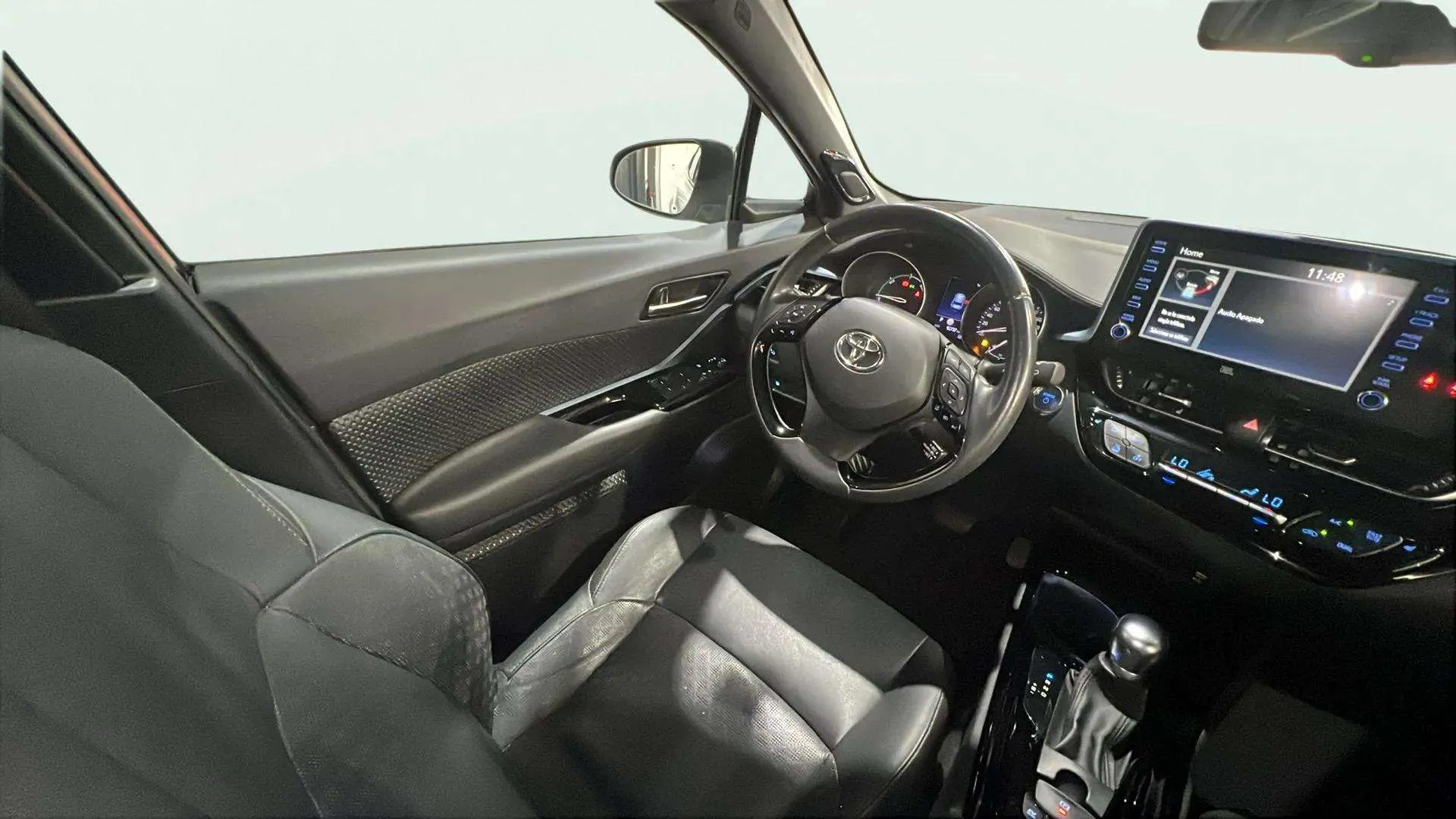 Toyota C-HR 2.0 180H Advance - foto 22
