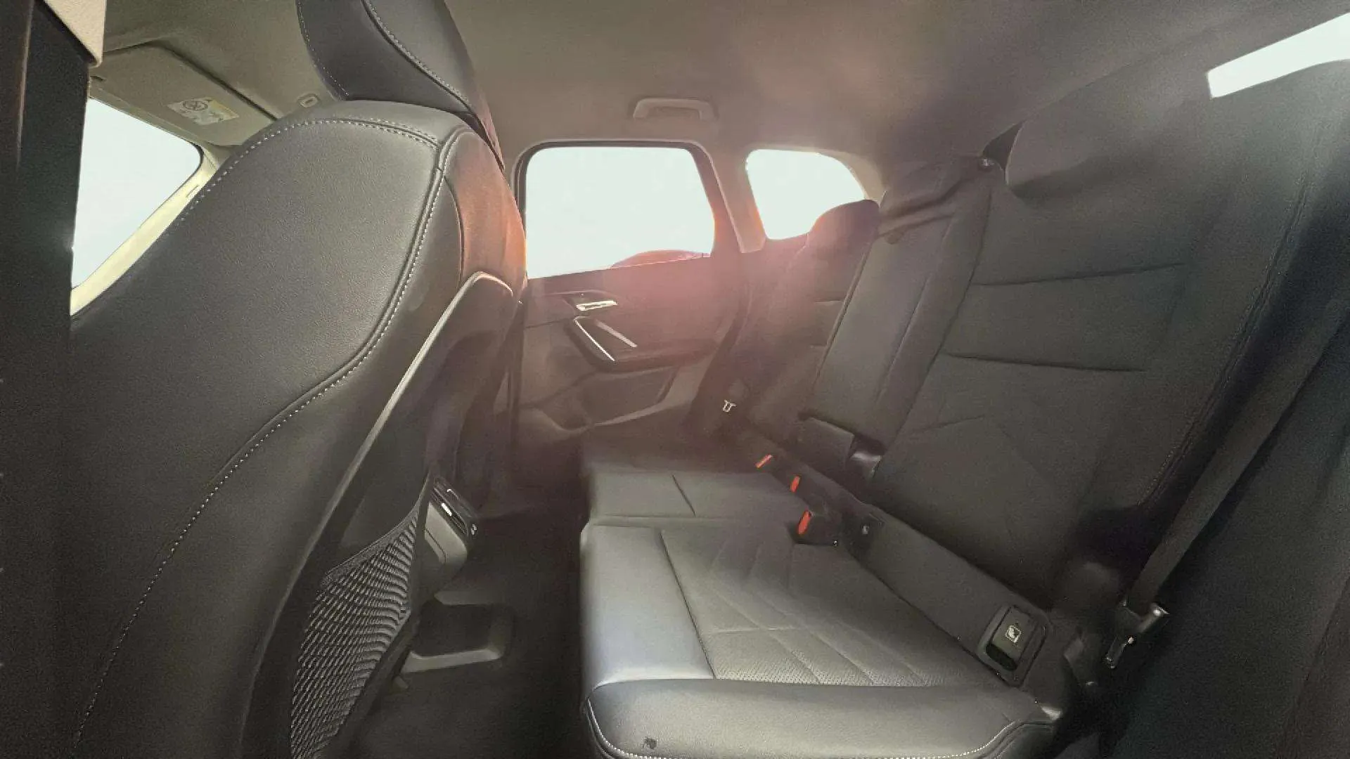 BMW X1 sDrive18d - foto 18