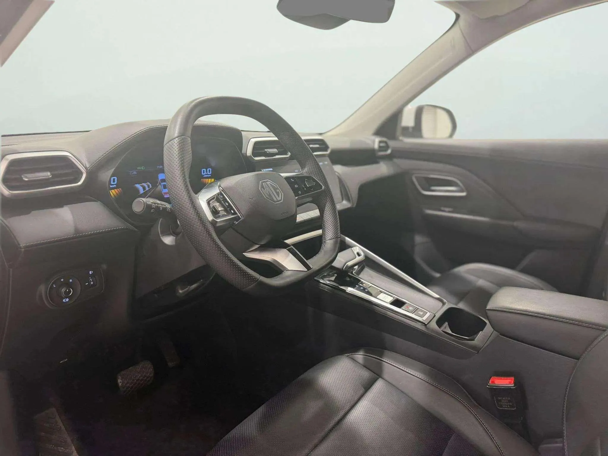 MG ZS Hybrid+ Luxury - foto 6