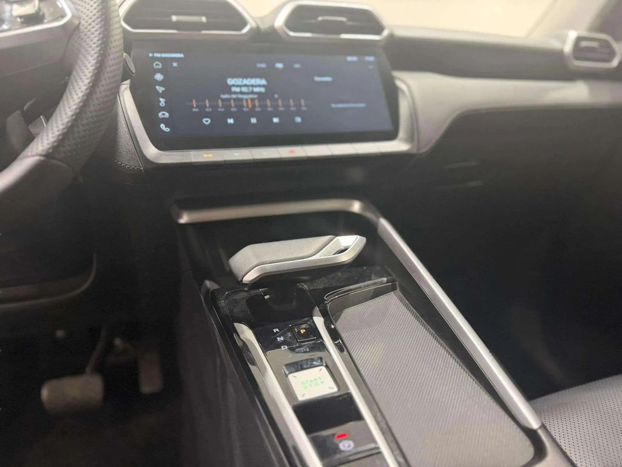 MG ZS Hybrid+ Luxury - foto 9