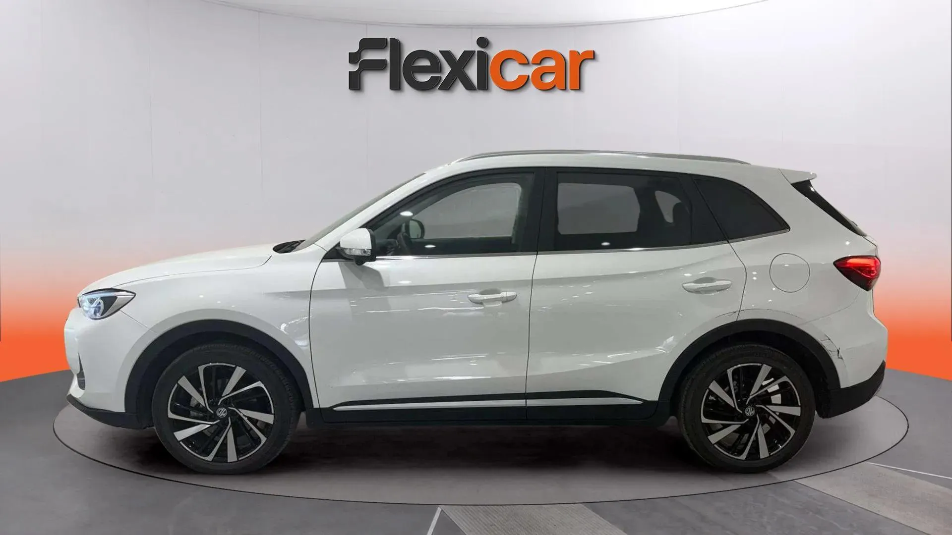 MG ZS Hybrid+ Luxury - foto 4