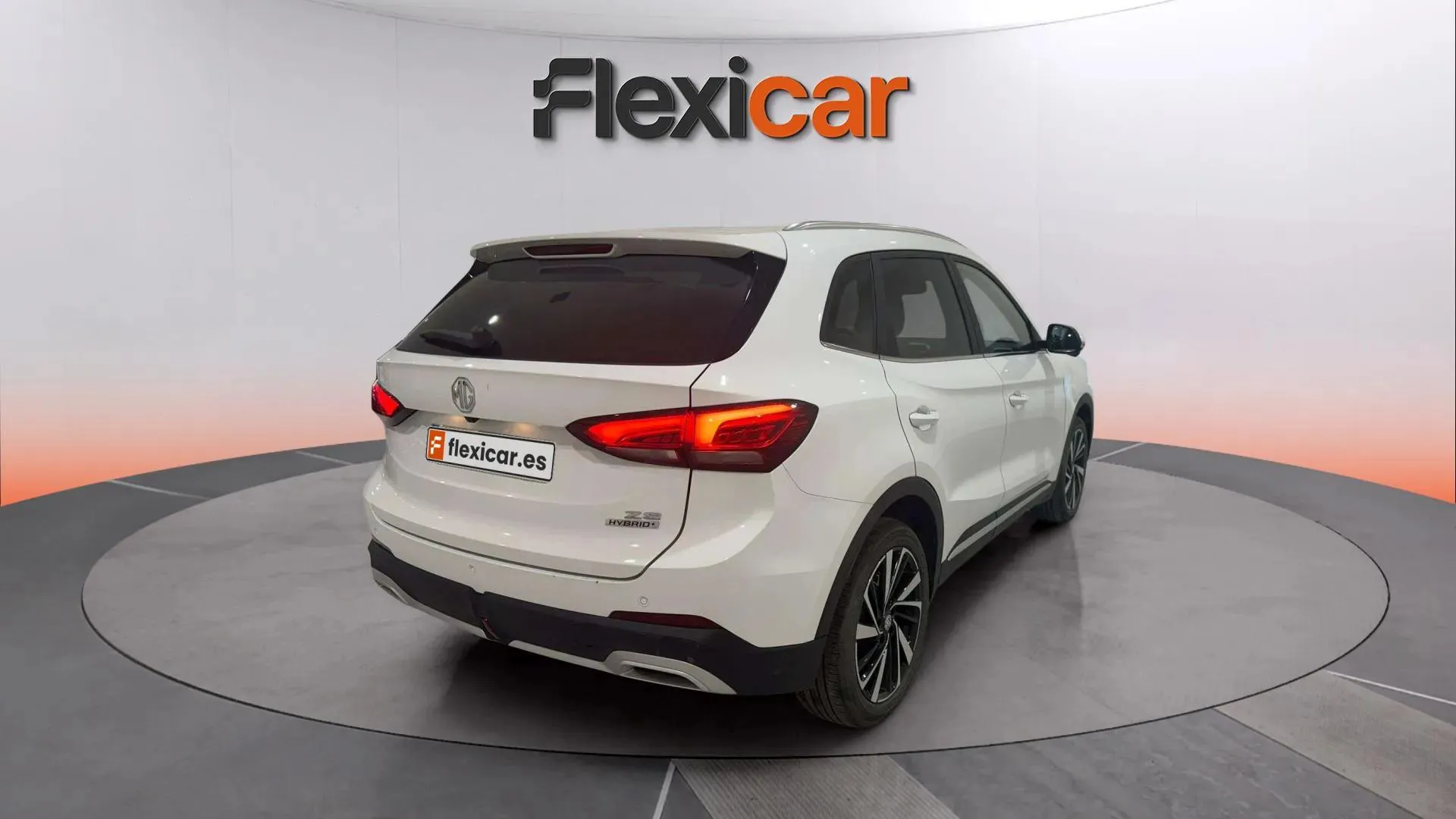 MG ZS Hybrid+ Luxury - foto 5