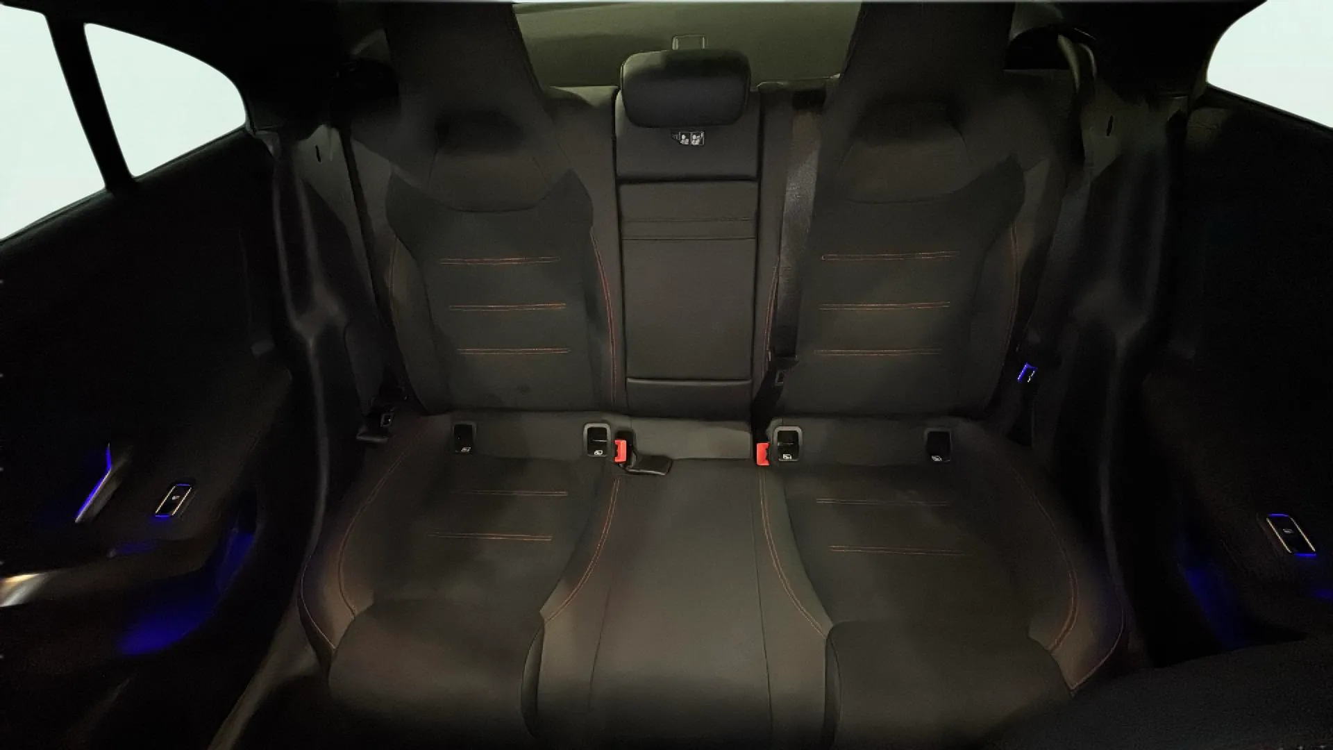 Mercedes-Benz CLA 200 D DCT - foto 20