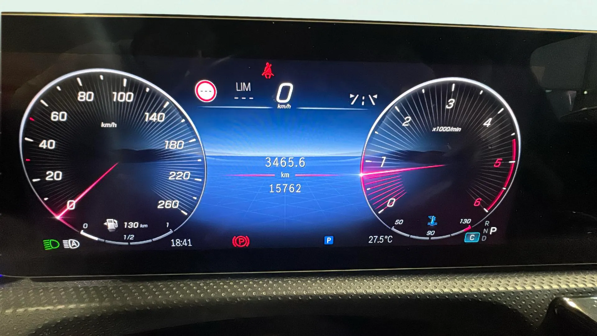 Mercedes-Benz CLA 200 D DCT - foto 14