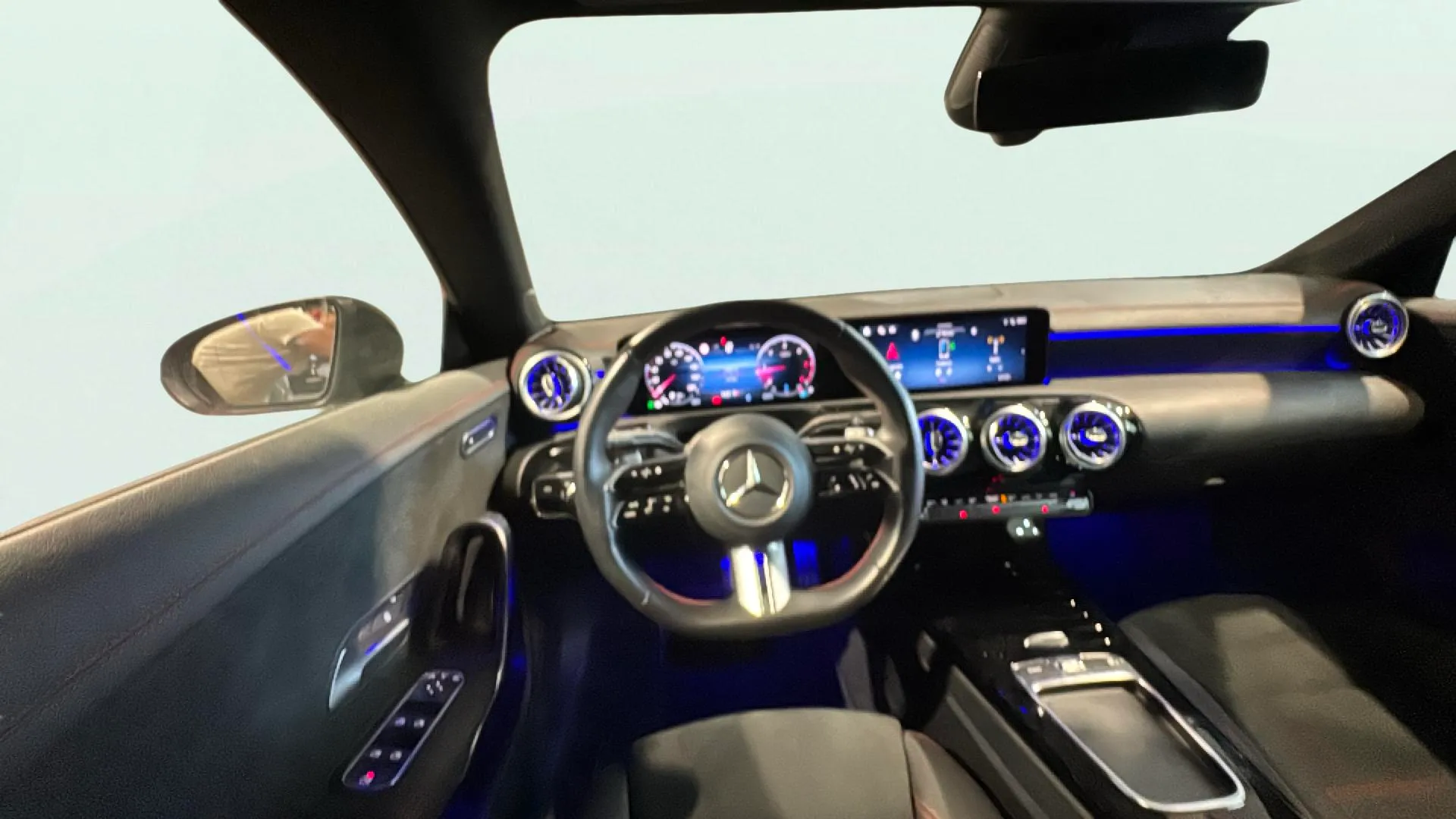 Mercedes-Benz CLA 200 D DCT - foto 13