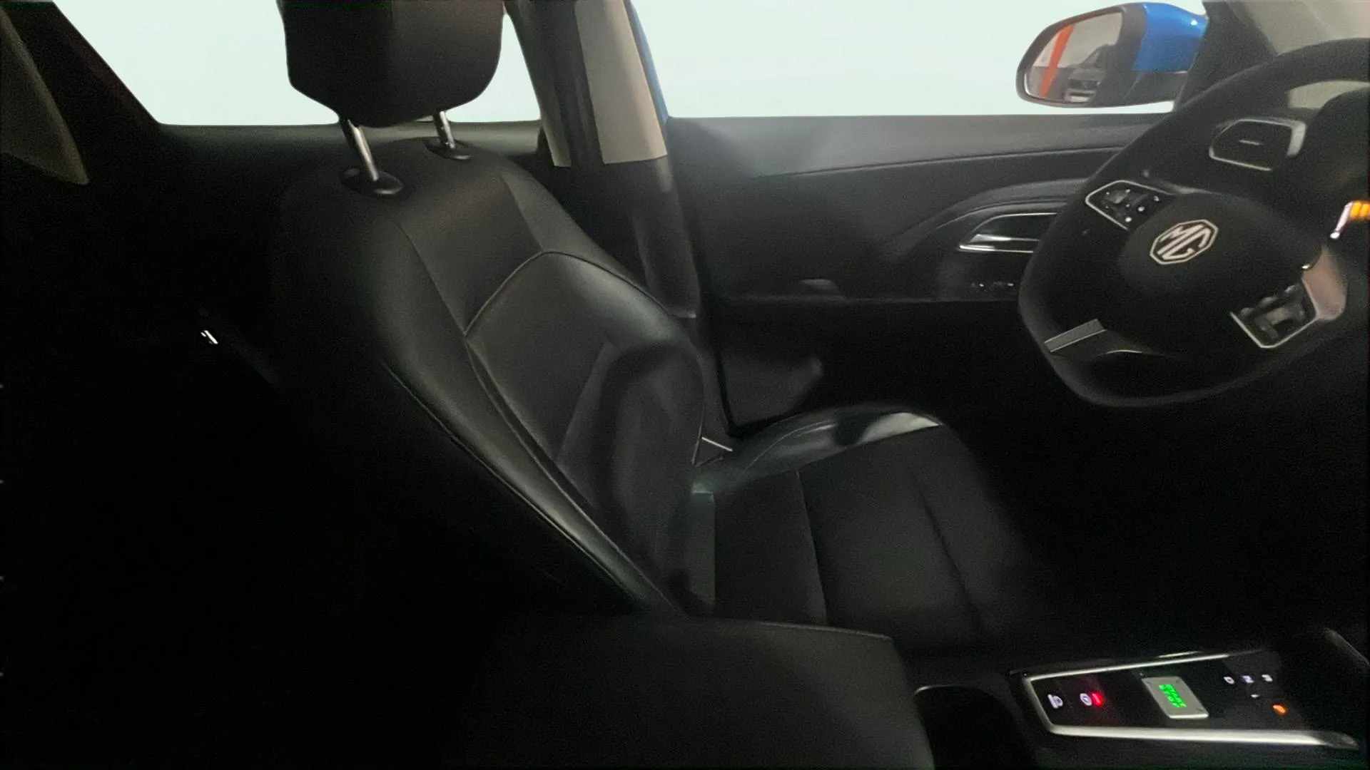 MG ZS Hybrid+ Luxury - foto 9