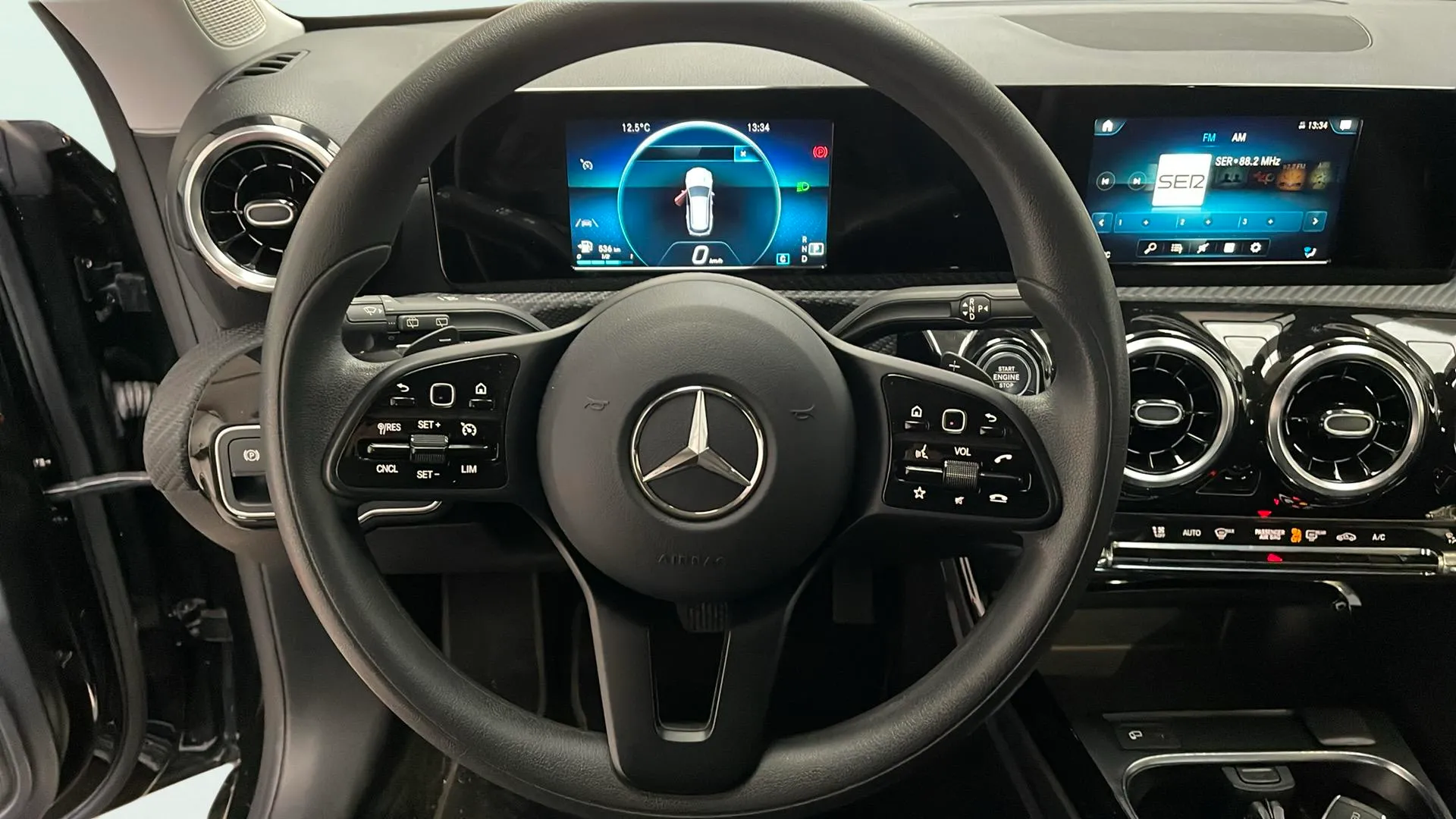 Mercedes-Benz CLA 180 D DCT Shooting Brake - foto 15